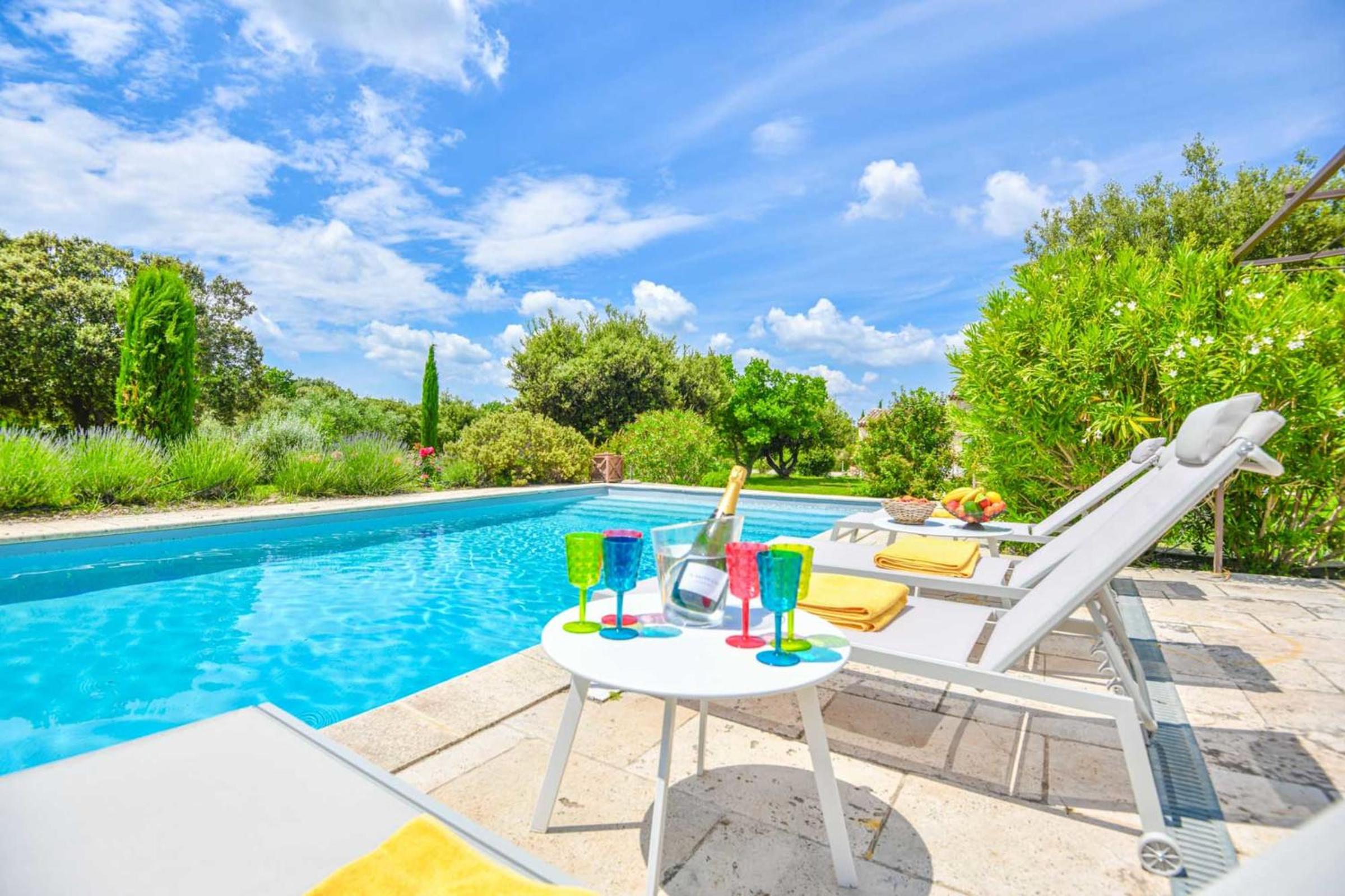 Mas des Chênes Verts 5 ch avec piscine et clim