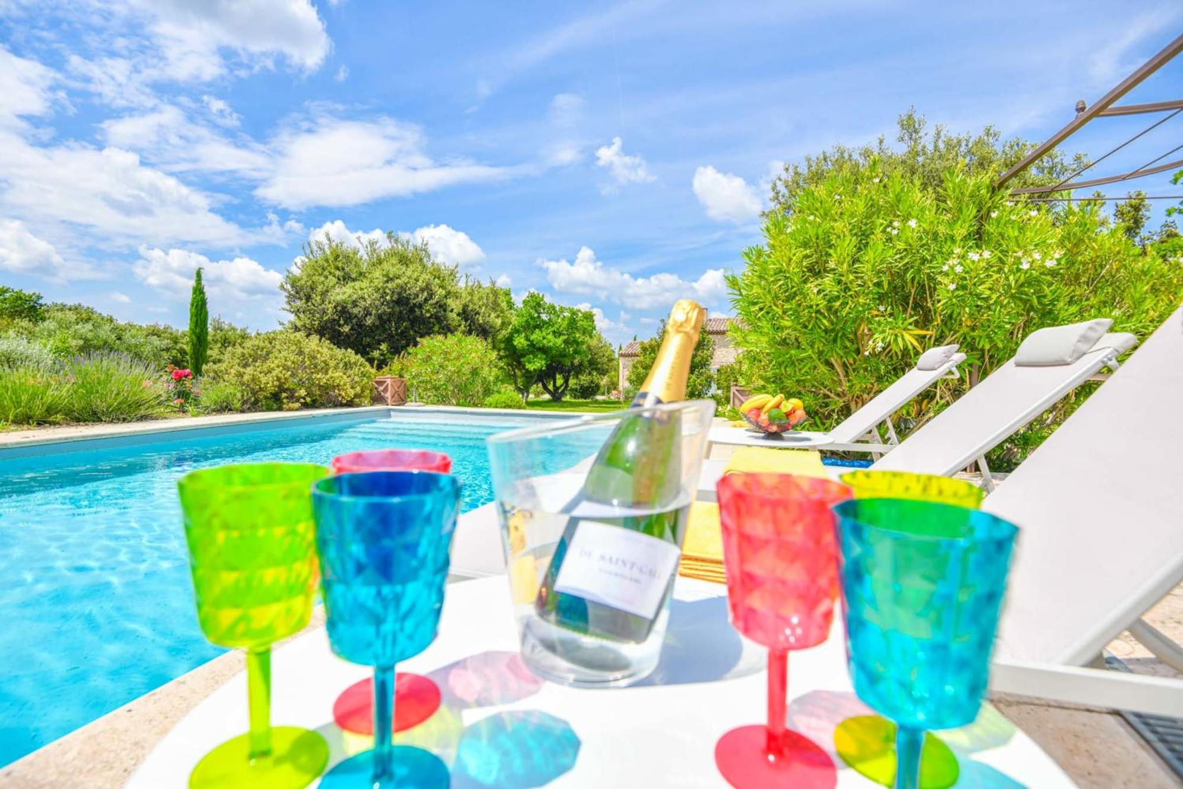 Mas des Chênes Verts 5 ch avec piscine et clim