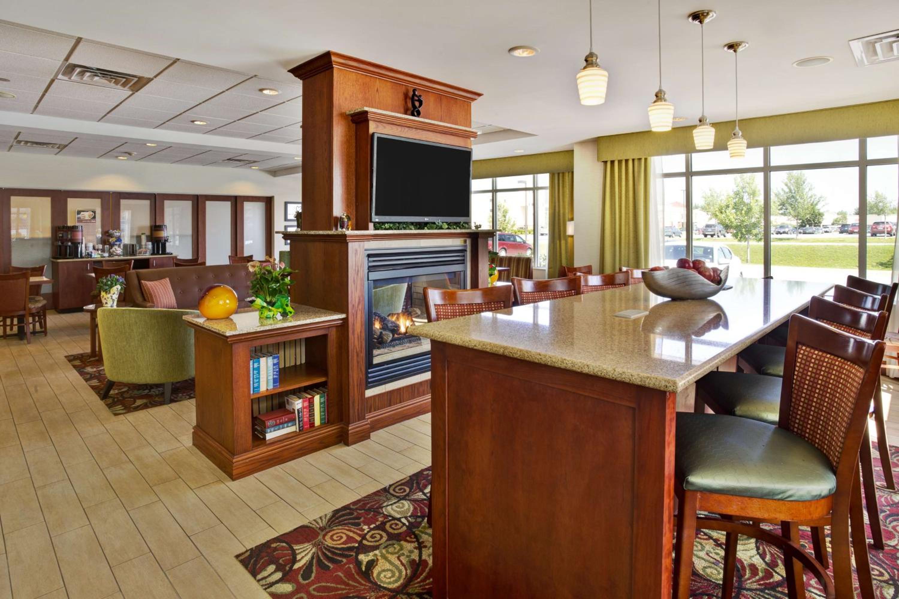 Rutland Vacations - Hampton Inn Rutland/Killington - Property Image 51