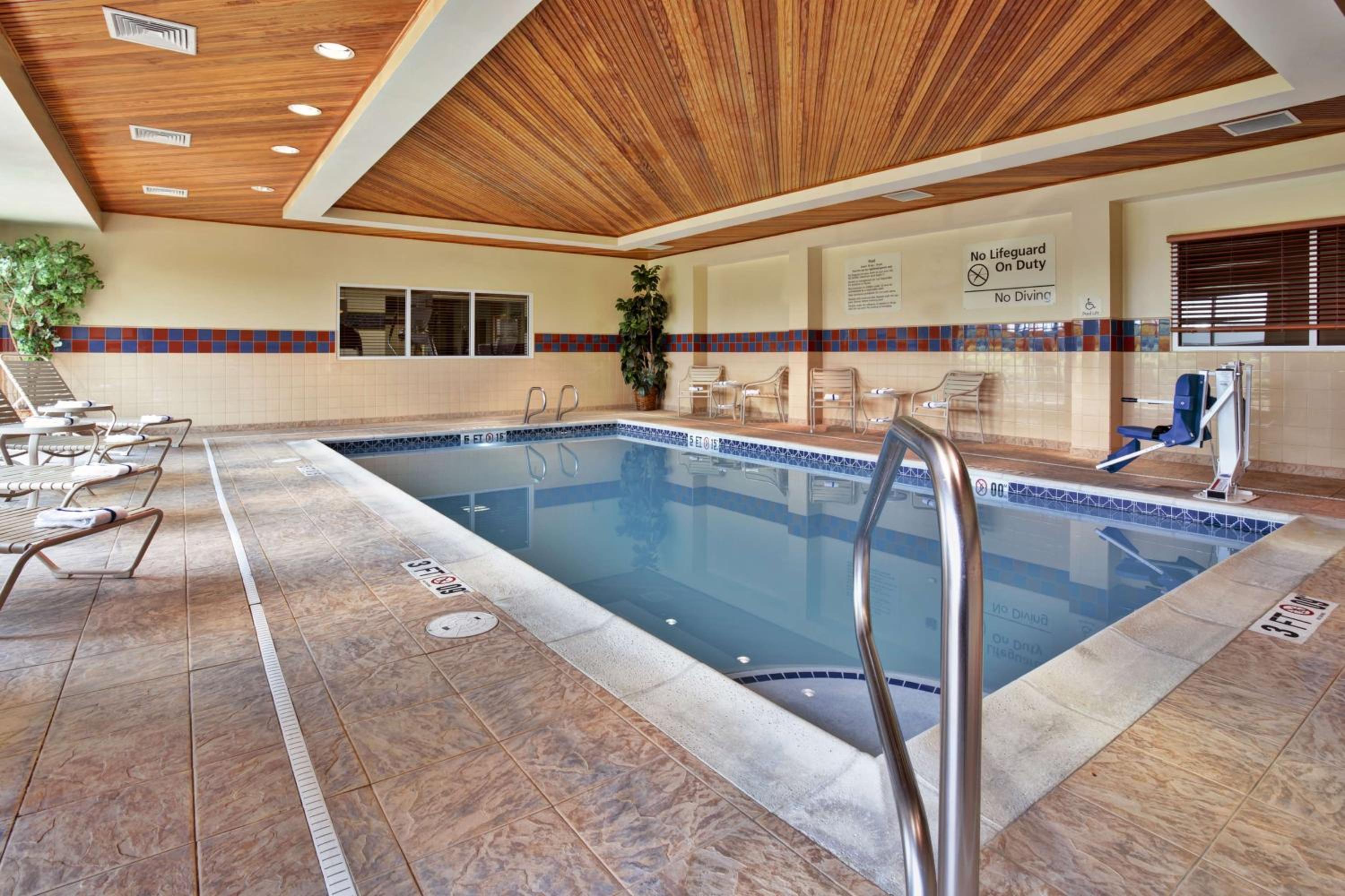 Rutland Vacations - Hampton Inn Rutland/Killington - Property Image 46