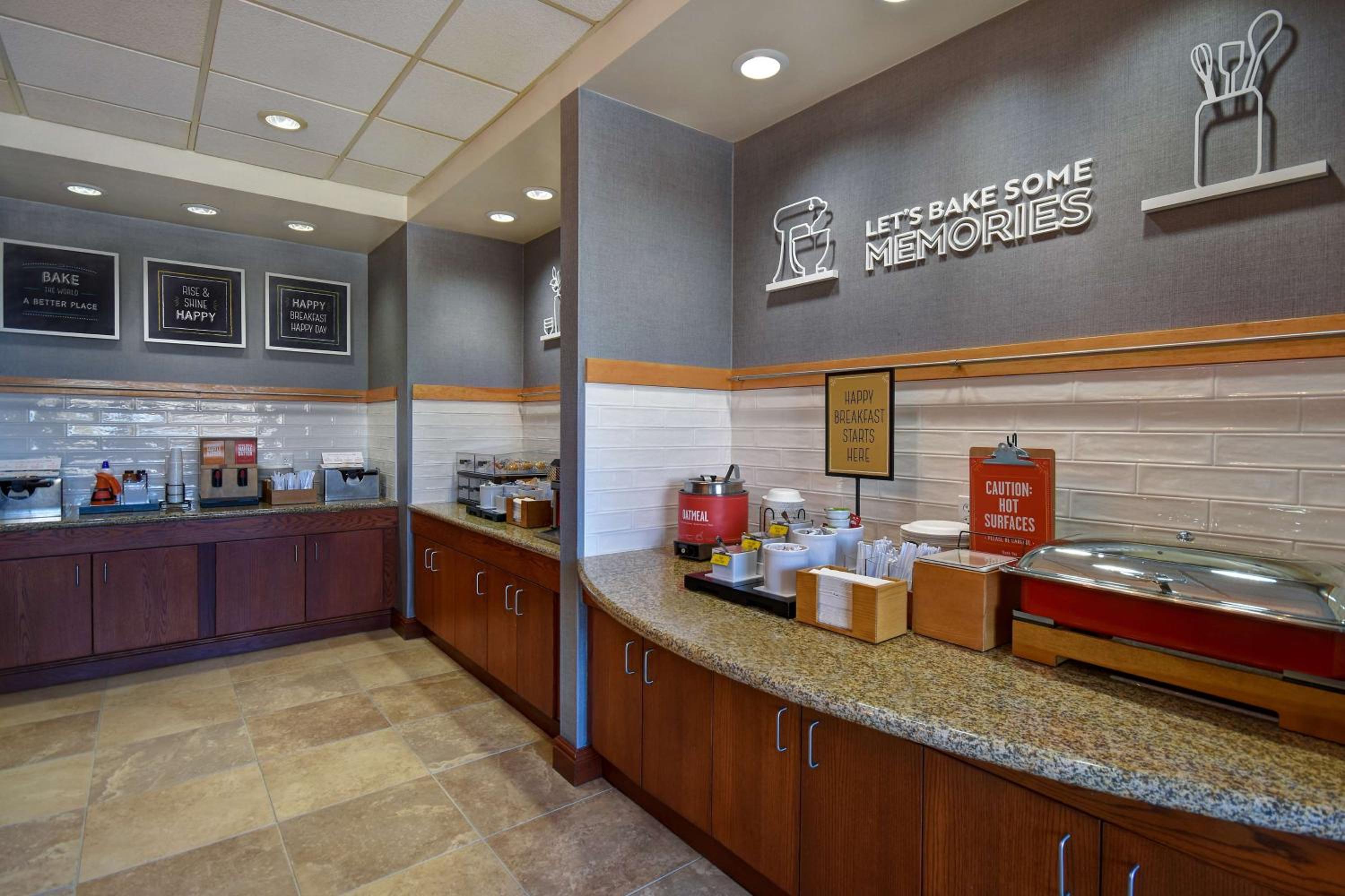 Rutland Vacations - Hampton Inn Rutland/Killington - Property Image 68