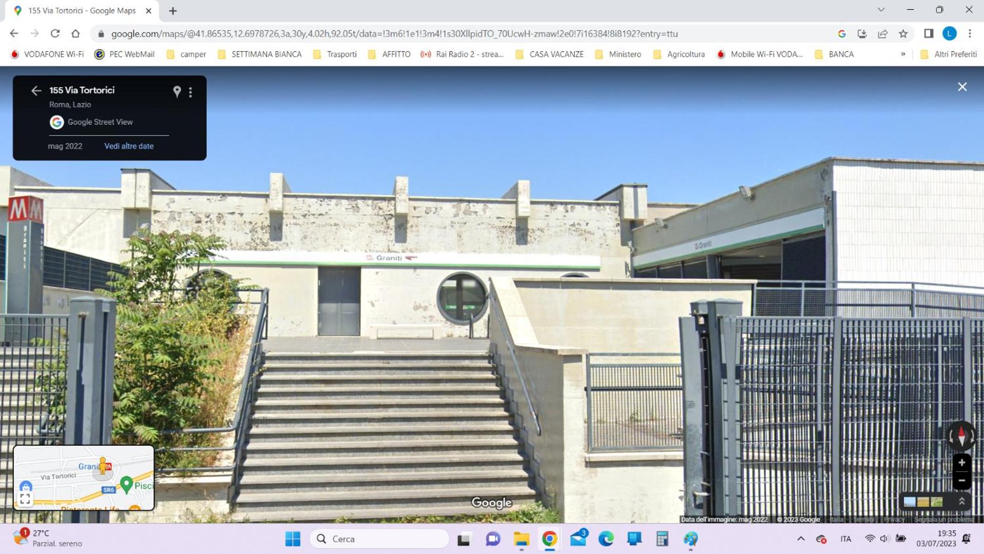 ILIO e GIULIA APART 300 METERS FROM METRO STATION C