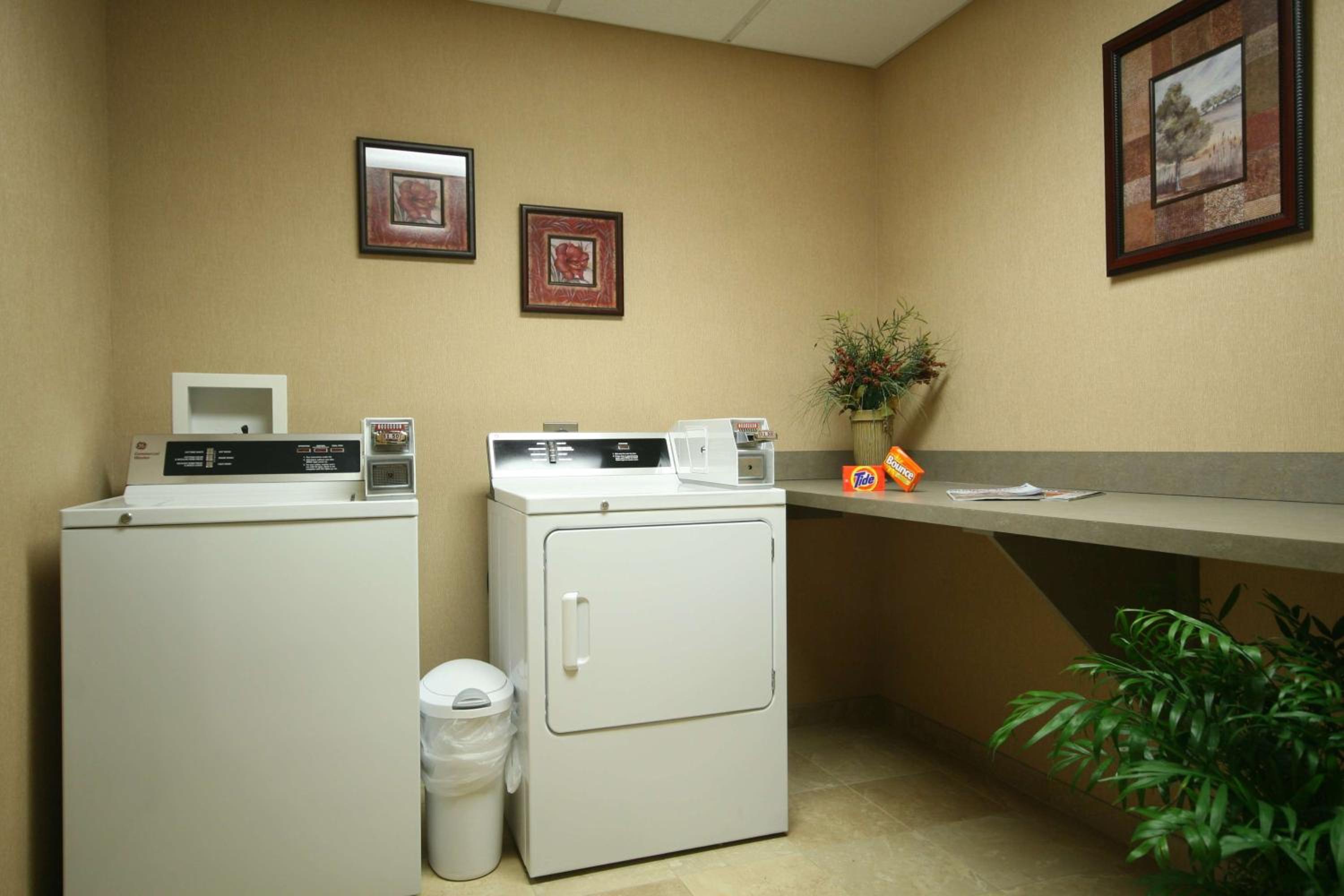 Rutland Vacations - Hampton Inn Rutland/Killington - Property Image 23