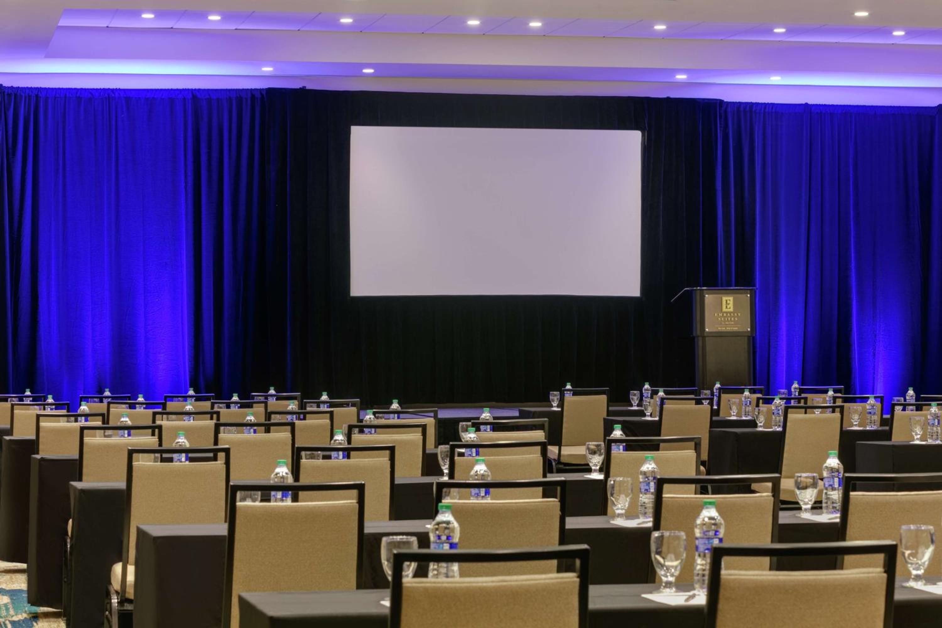 Embassy Suites by Hilton San Juan - Hotel  Casino - Property Image 2