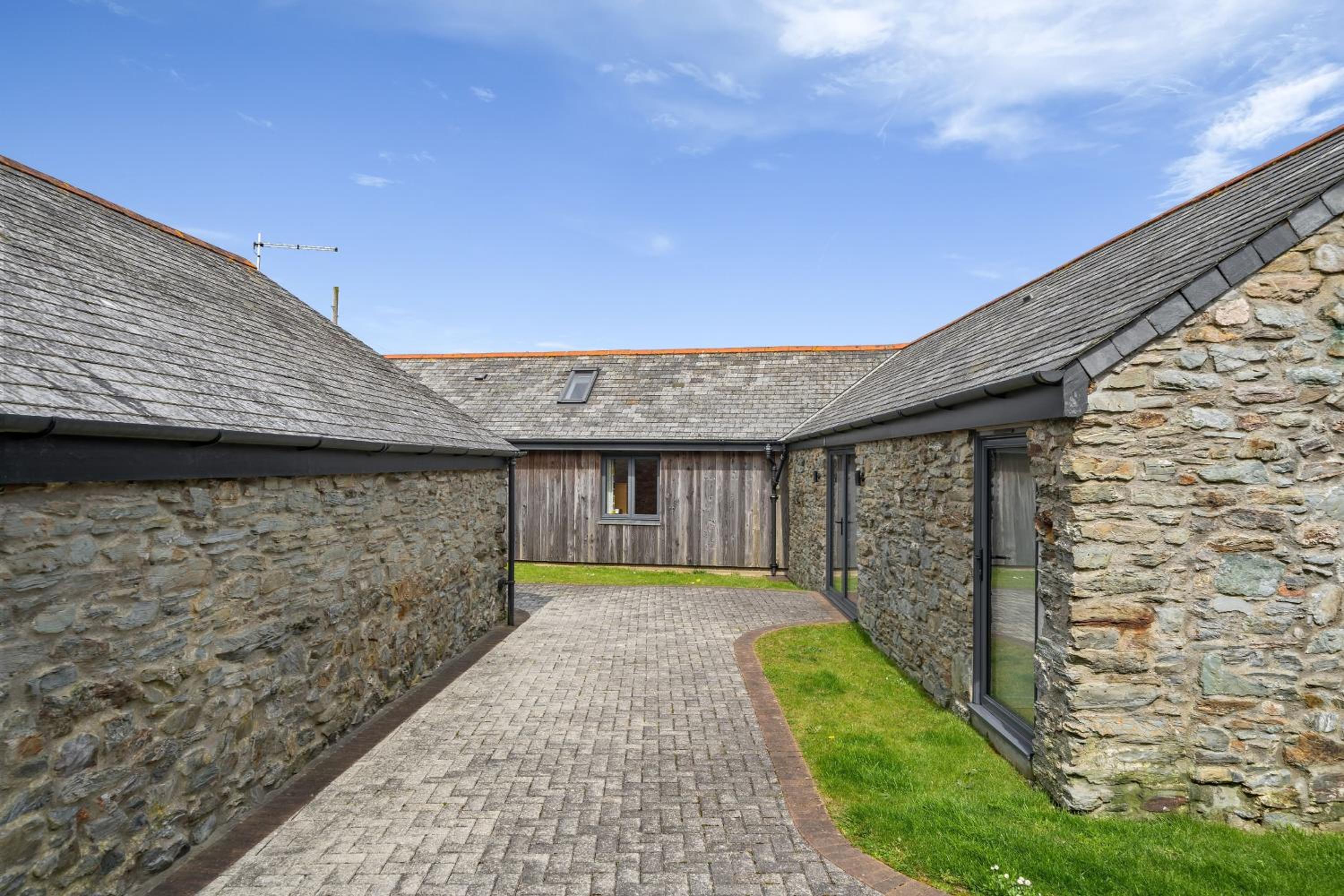 Hunter's Barn