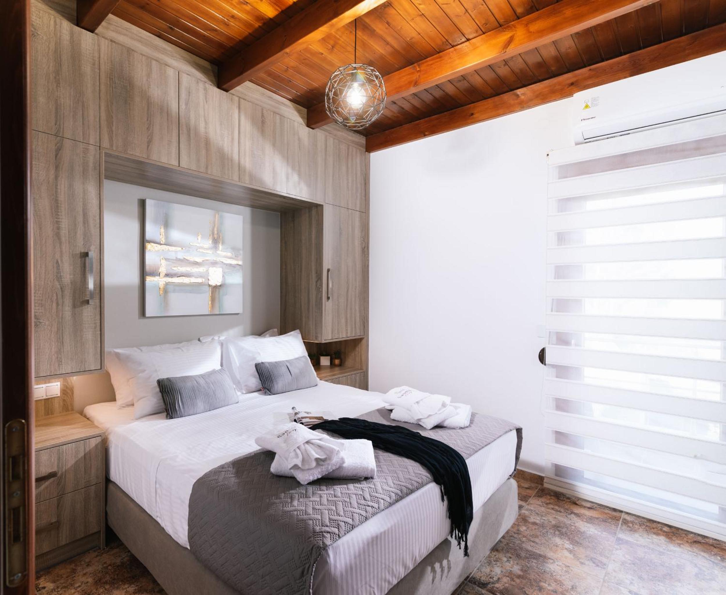 SandShine Luxury Villa view 4