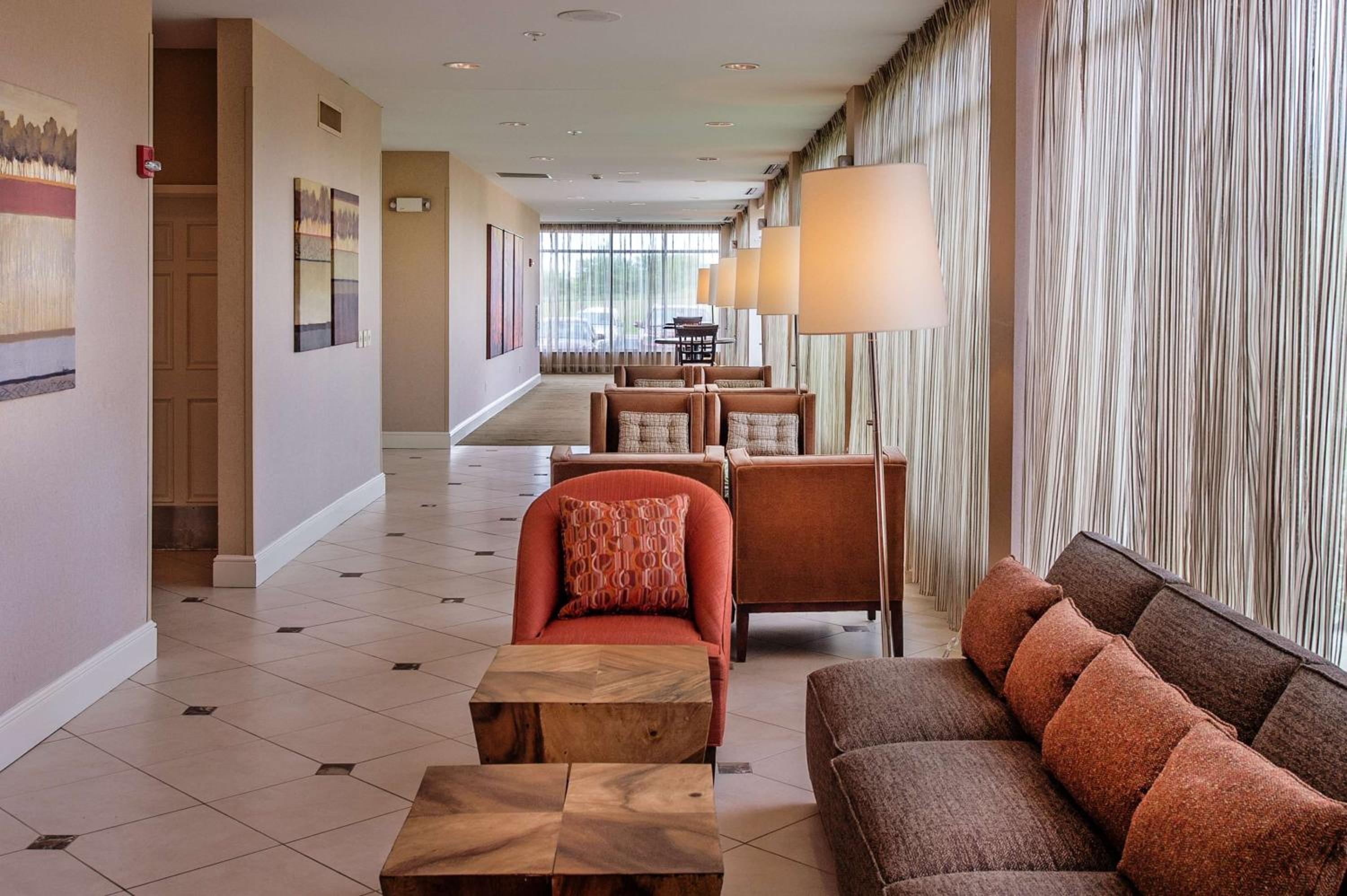 Hilton Garden Inn St. Louis Airport - Property Image 30