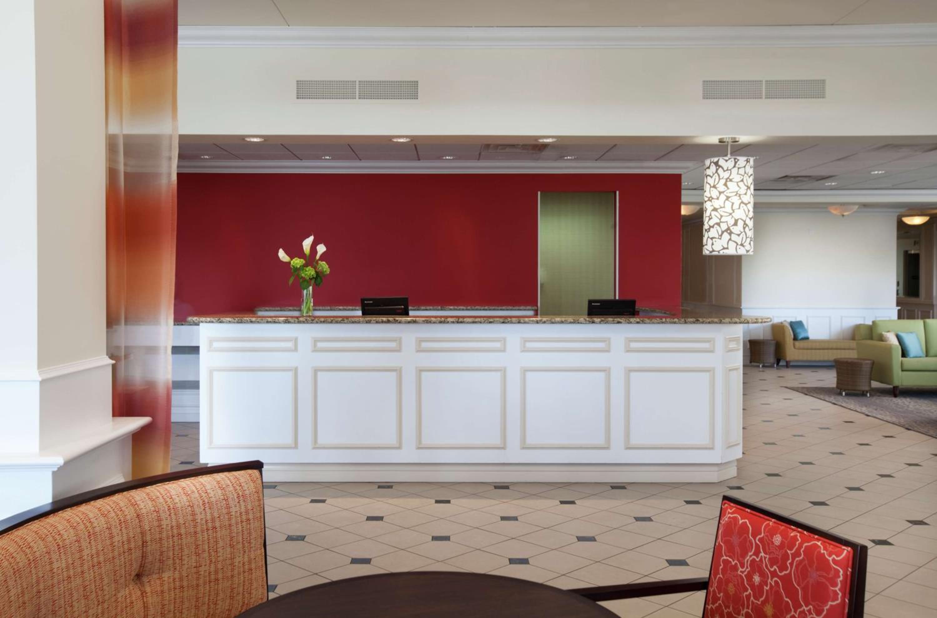 Montreal Vacations - Hilton Garden Inn Montreal Airport - Property Image 3