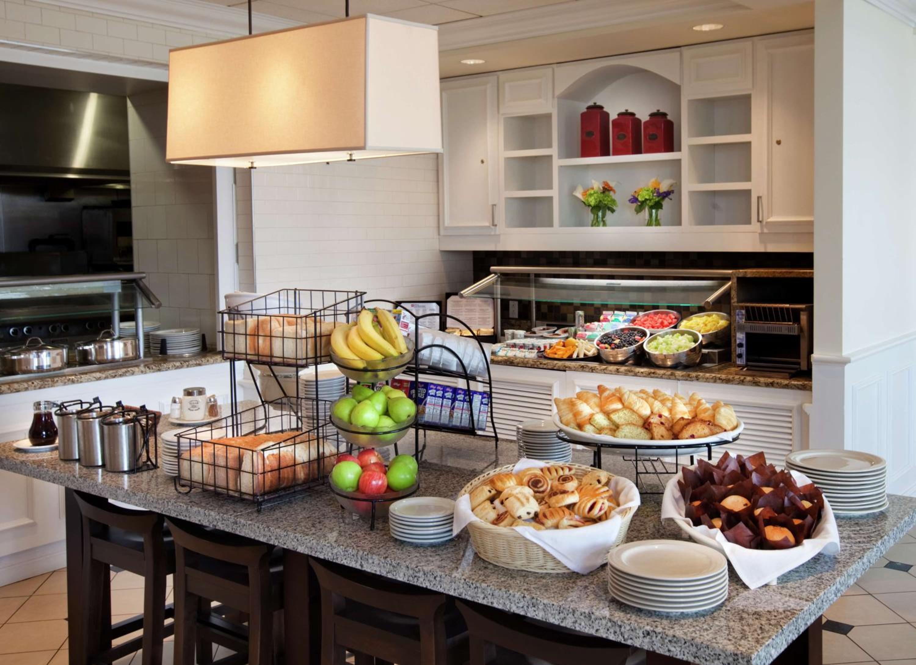 Montreal Vacations - Hilton Garden Inn Montreal Airport - Property Image 5