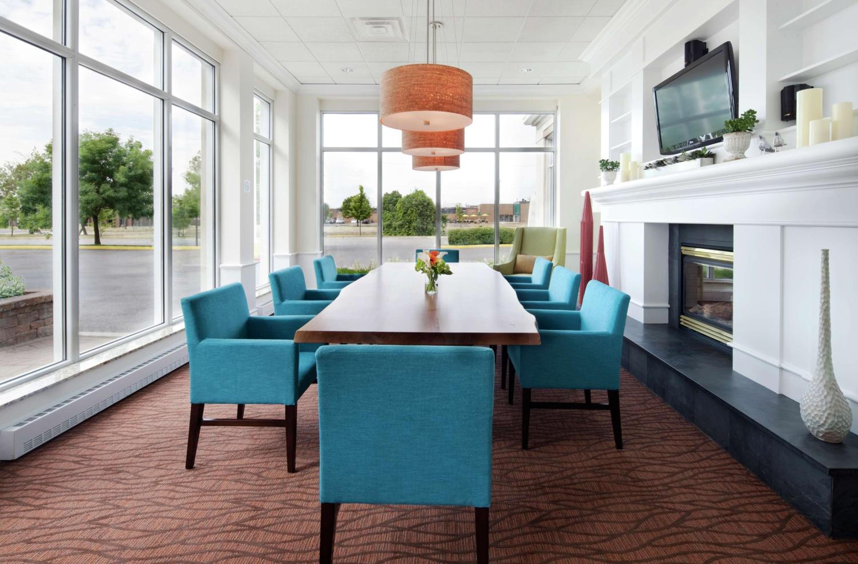 Hilton Garden Inn Montreal Airport - Property Image 10