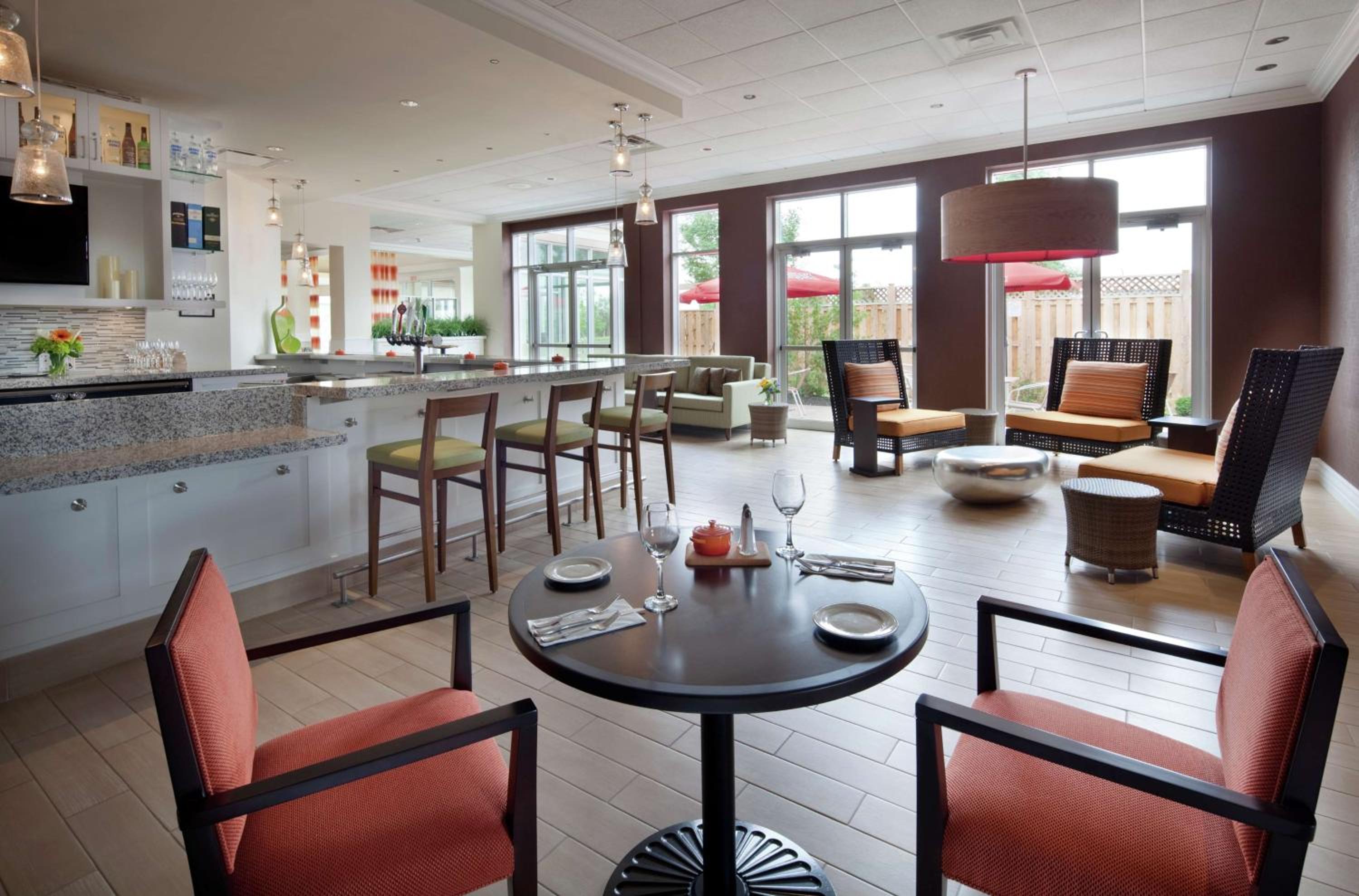 Hilton Garden Inn Montreal Airport - Property Image 6