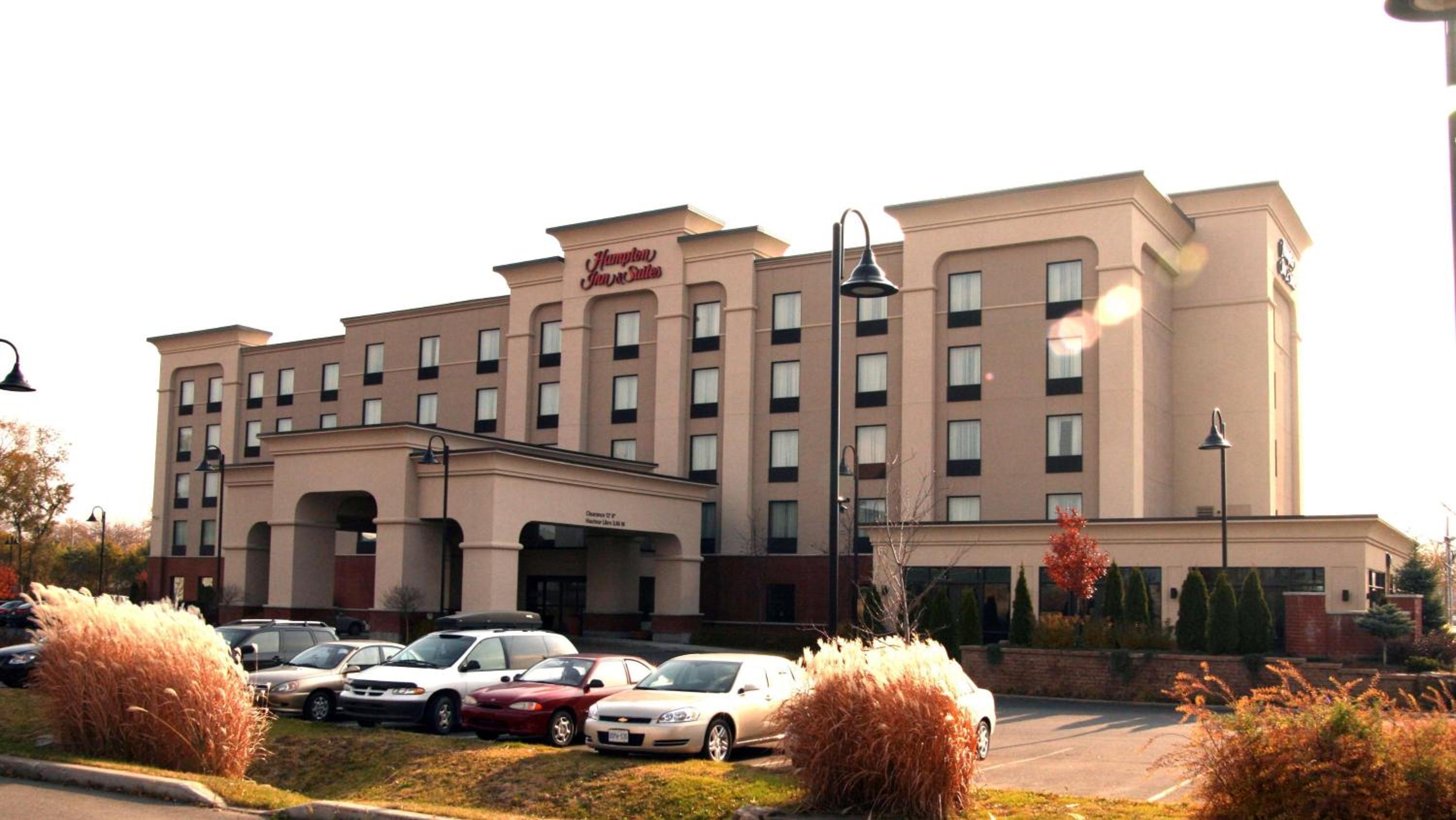 Hampton Inn  Suites Laval - Property Image 4