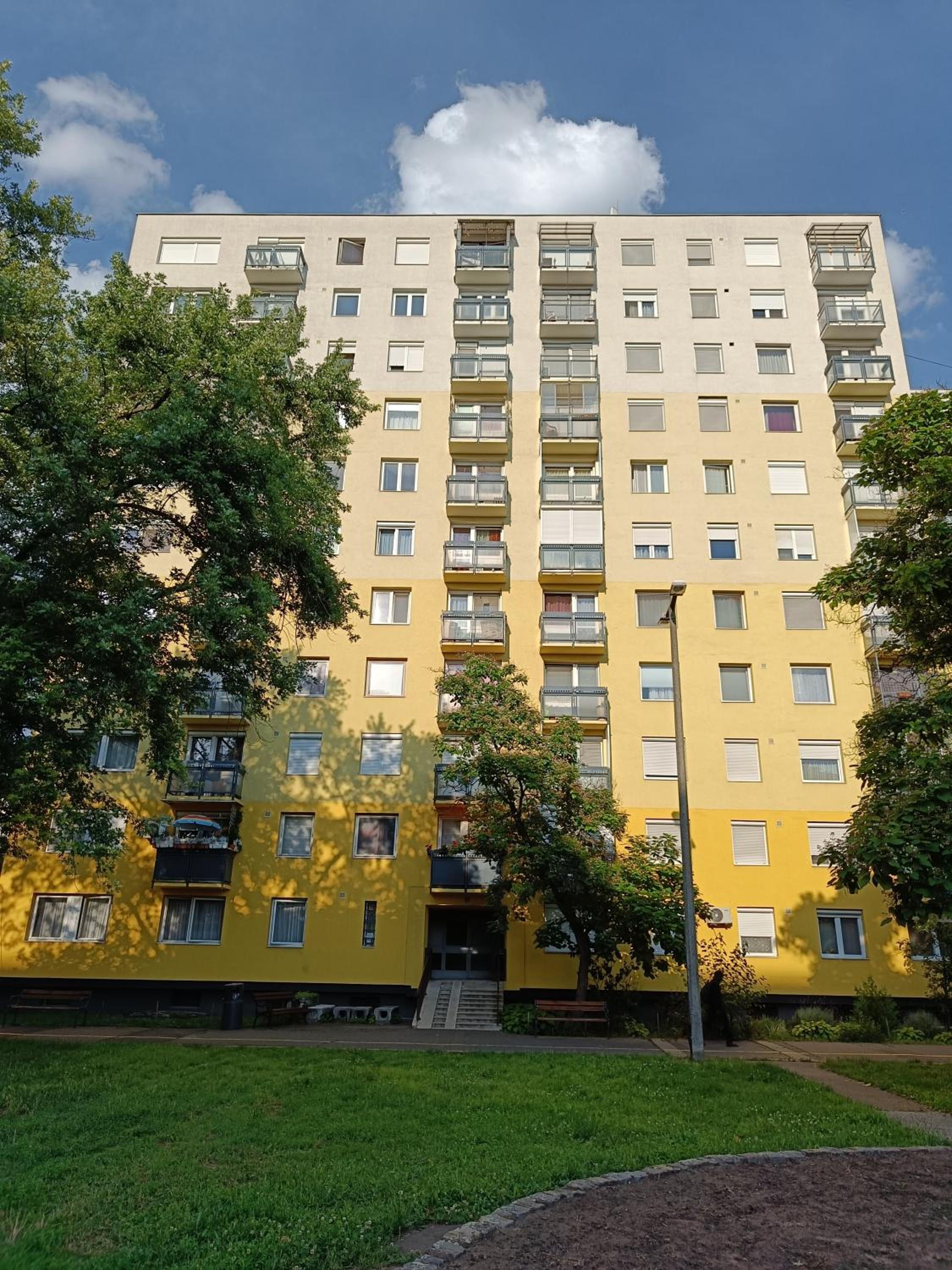 Anzsi Apartman