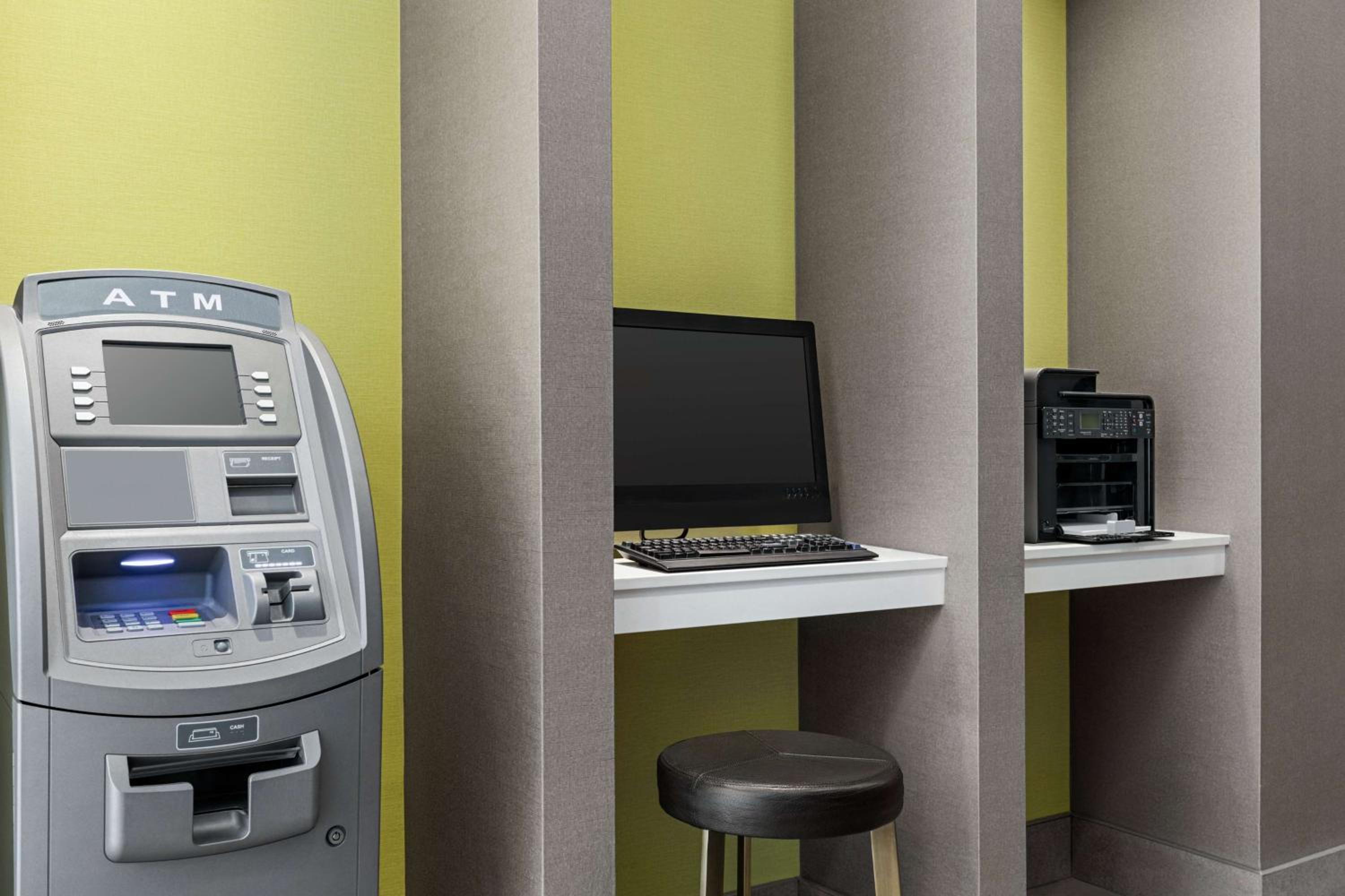 Cambridge Vacations - Hilton Garden Inn Kitchener/Cambridge - Property Image 17