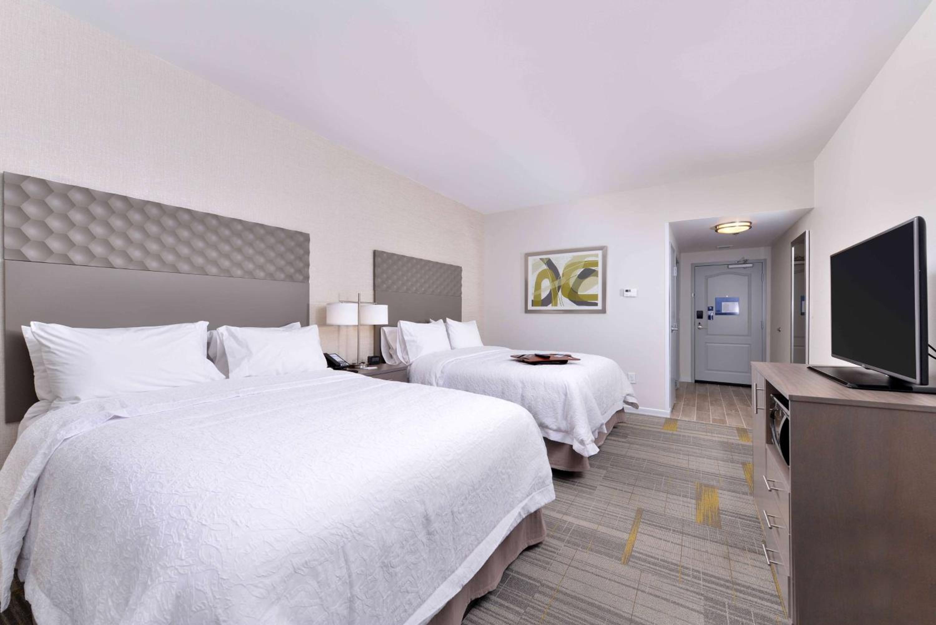 Hampton Inn  Suites Shelby, North Carolina - Property Image 1