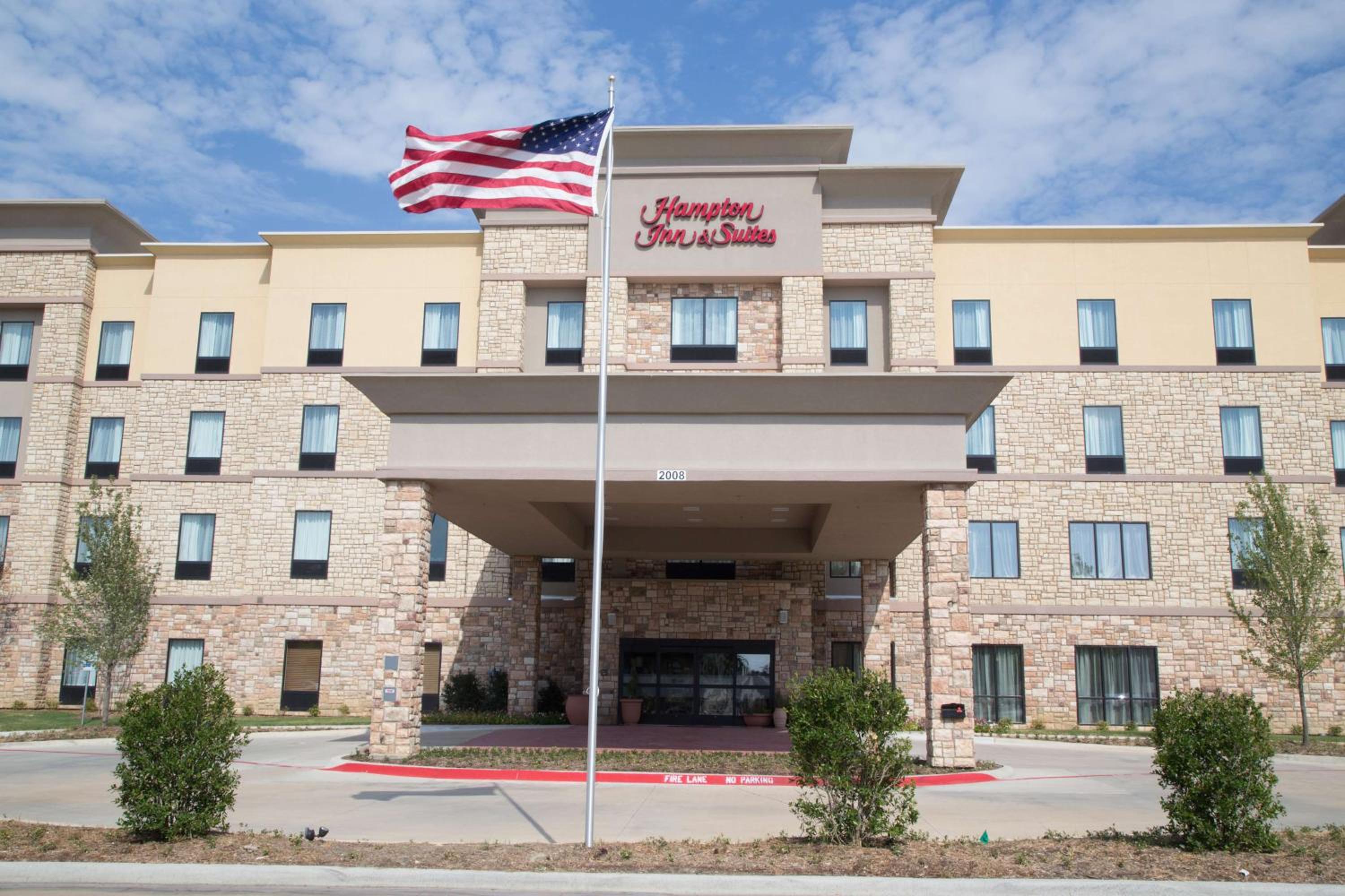 Dallas / Fort Worth Vacations - Hampton Inn and Suites by Hilton McKinney - Property Image 3