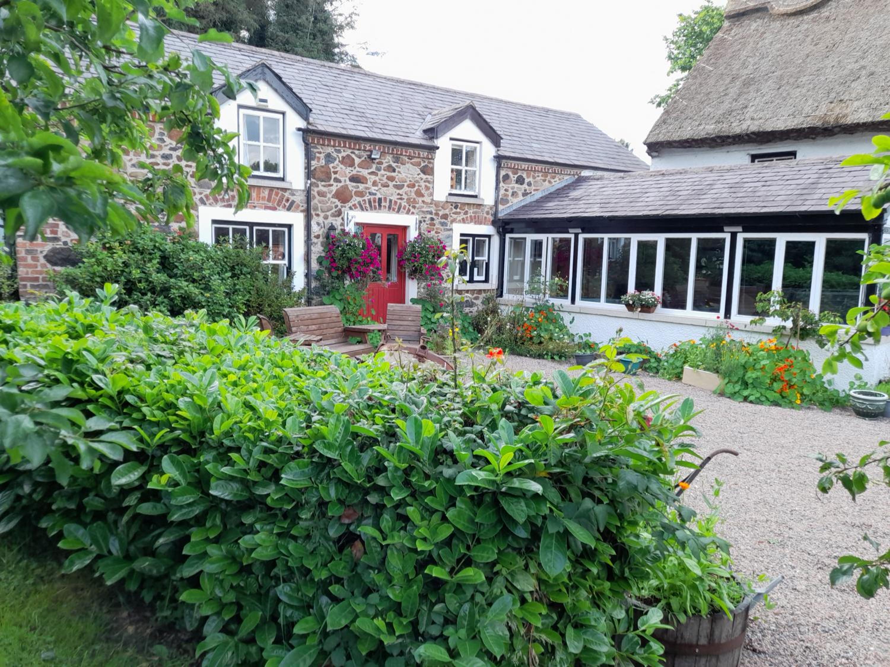 Moira Cottages at Berwickhall Sleeps 8