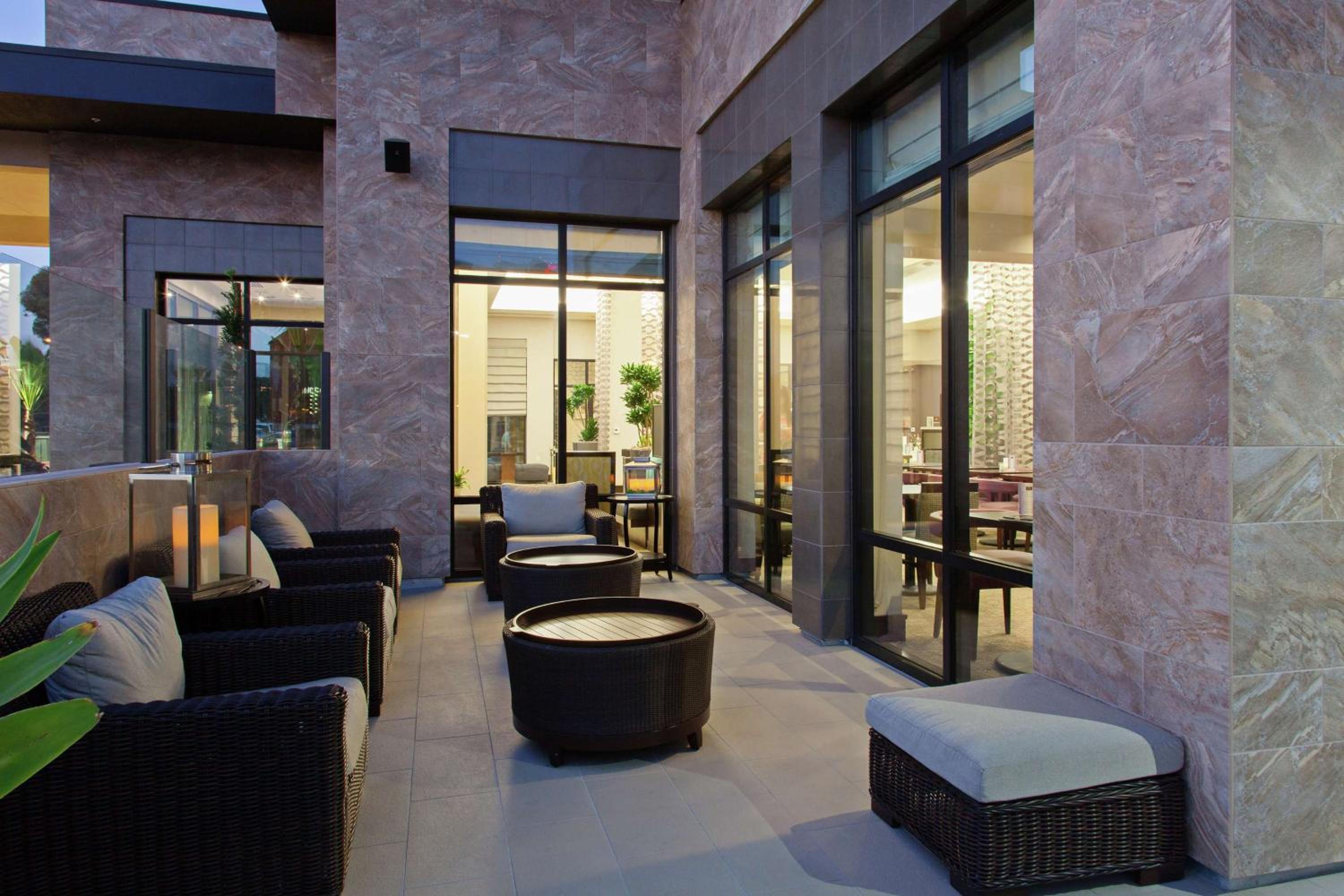 Orange County/Anaheim Vacations - Hilton Garden Inn Irvine/Orange County Airport - Property Image 50