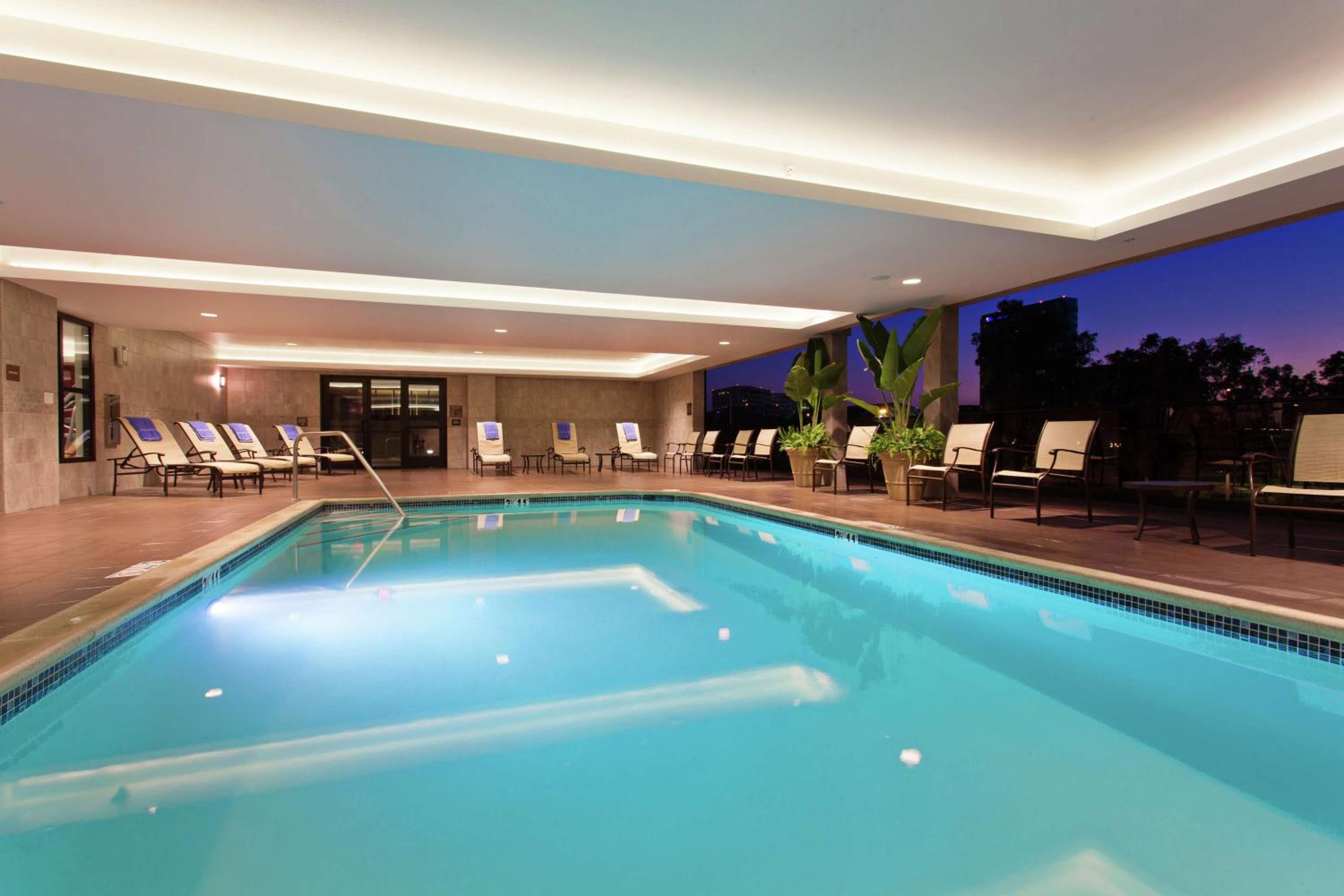 Orange County/Anaheim Vacations - Hilton Garden Inn Irvine/Orange County Airport - Property Image 13