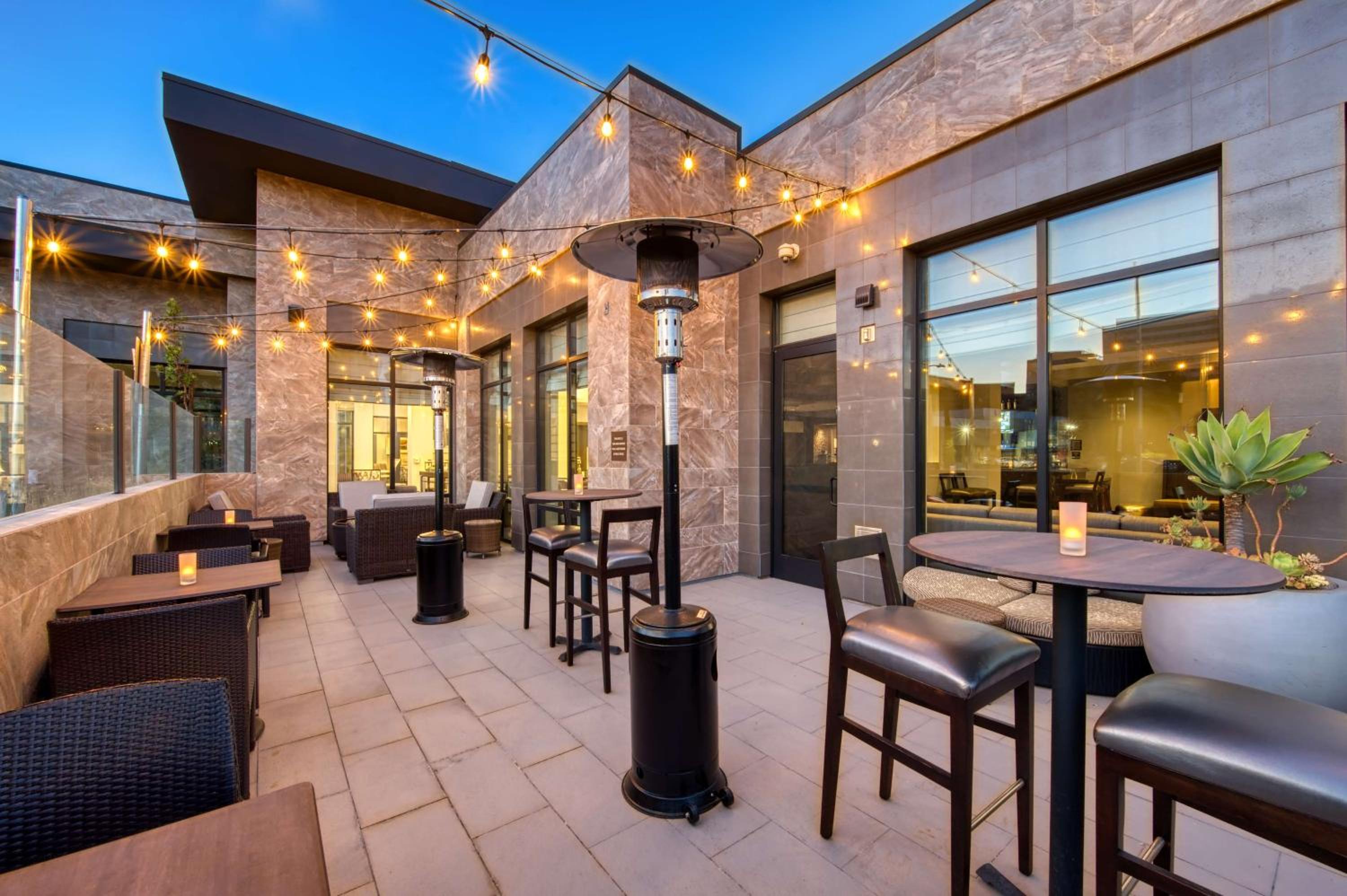 Orange County/Anaheim Vacations - Hilton Garden Inn Irvine/Orange County Airport - Property Image 1
