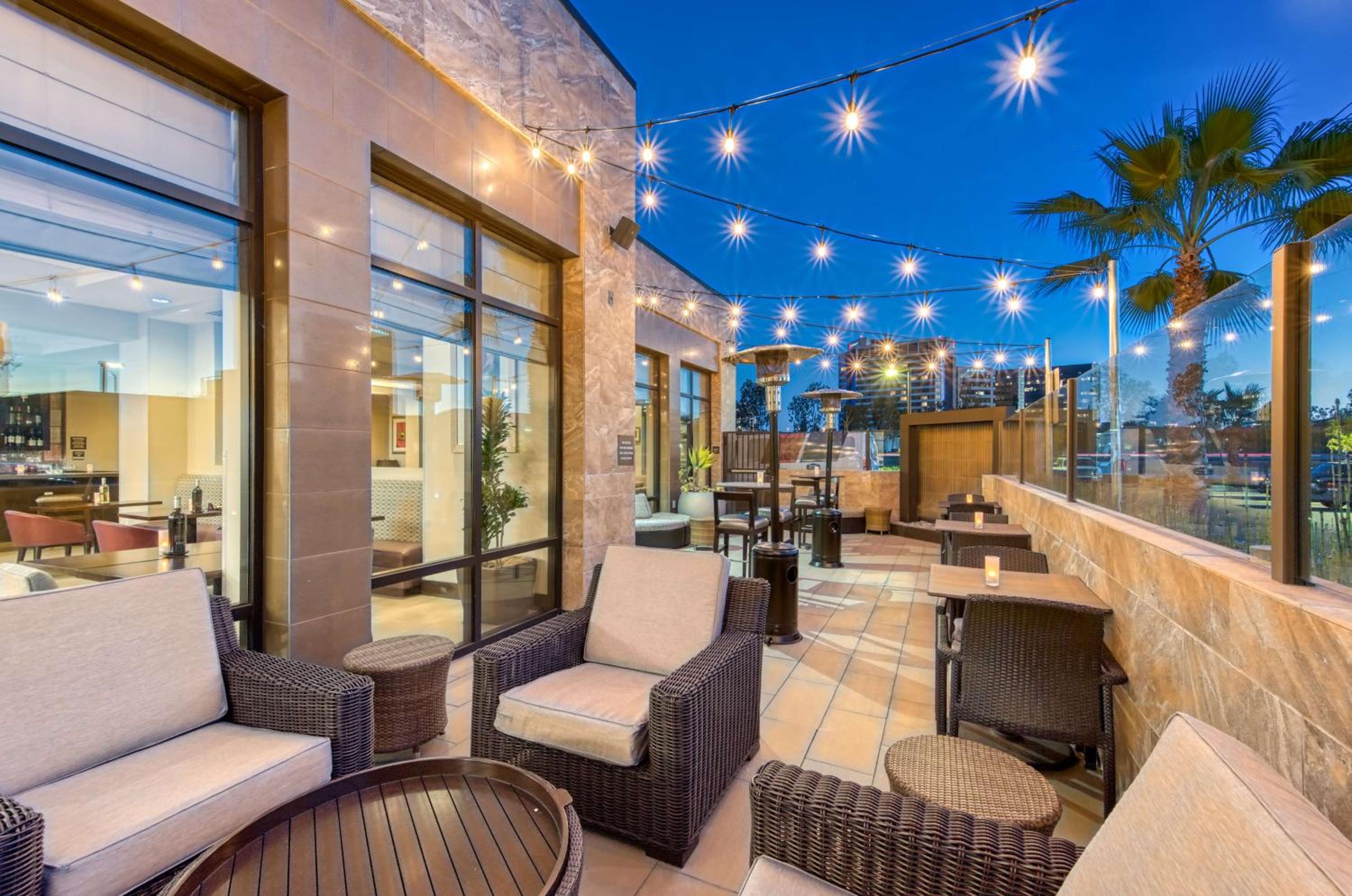 Orange County/Anaheim Vacations - Hilton Garden Inn Irvine/Orange County Airport - Property Image 8