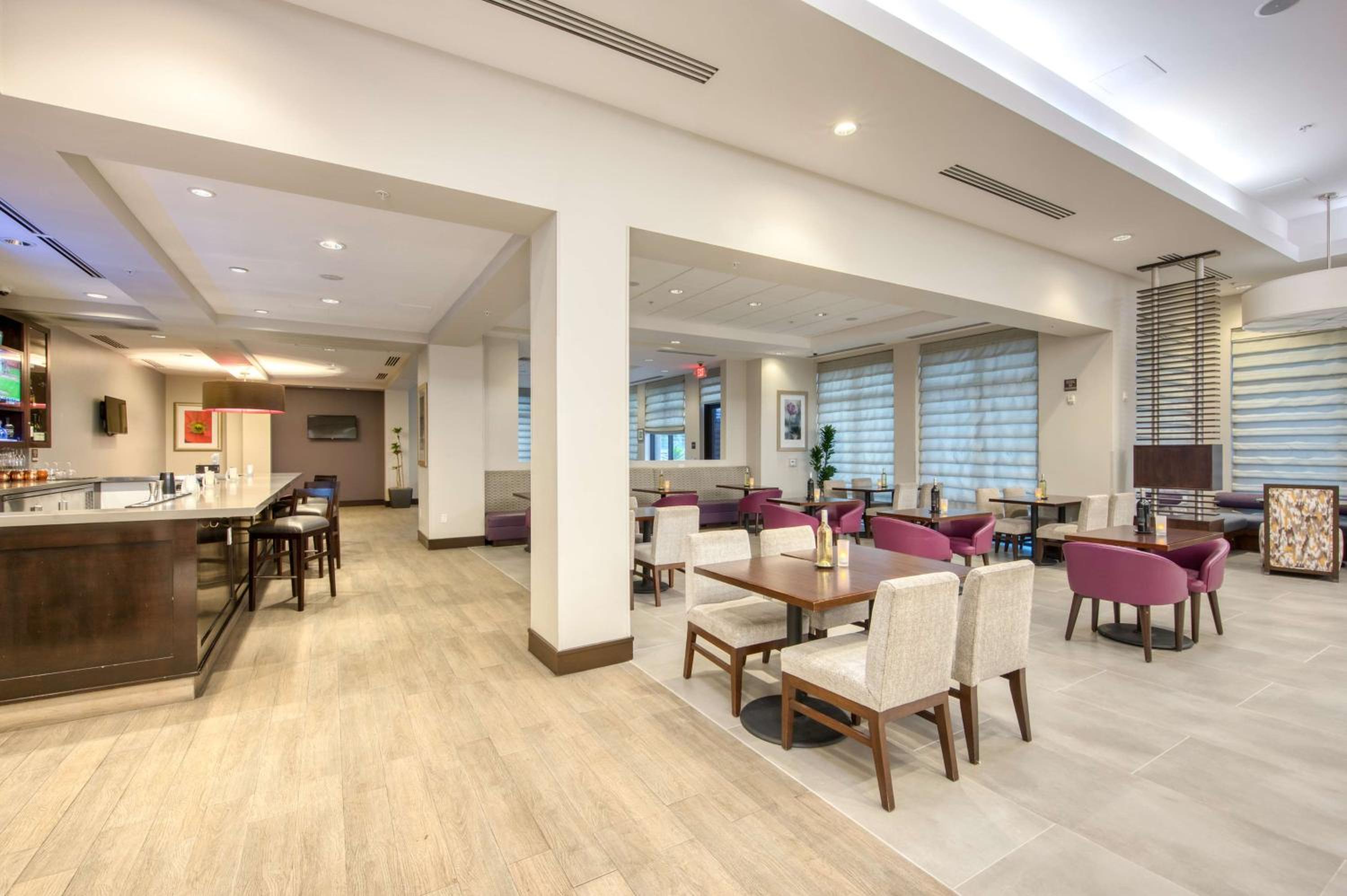 Orange County/Anaheim Vacations - Hilton Garden Inn Irvine/Orange County Airport - Property Image 6