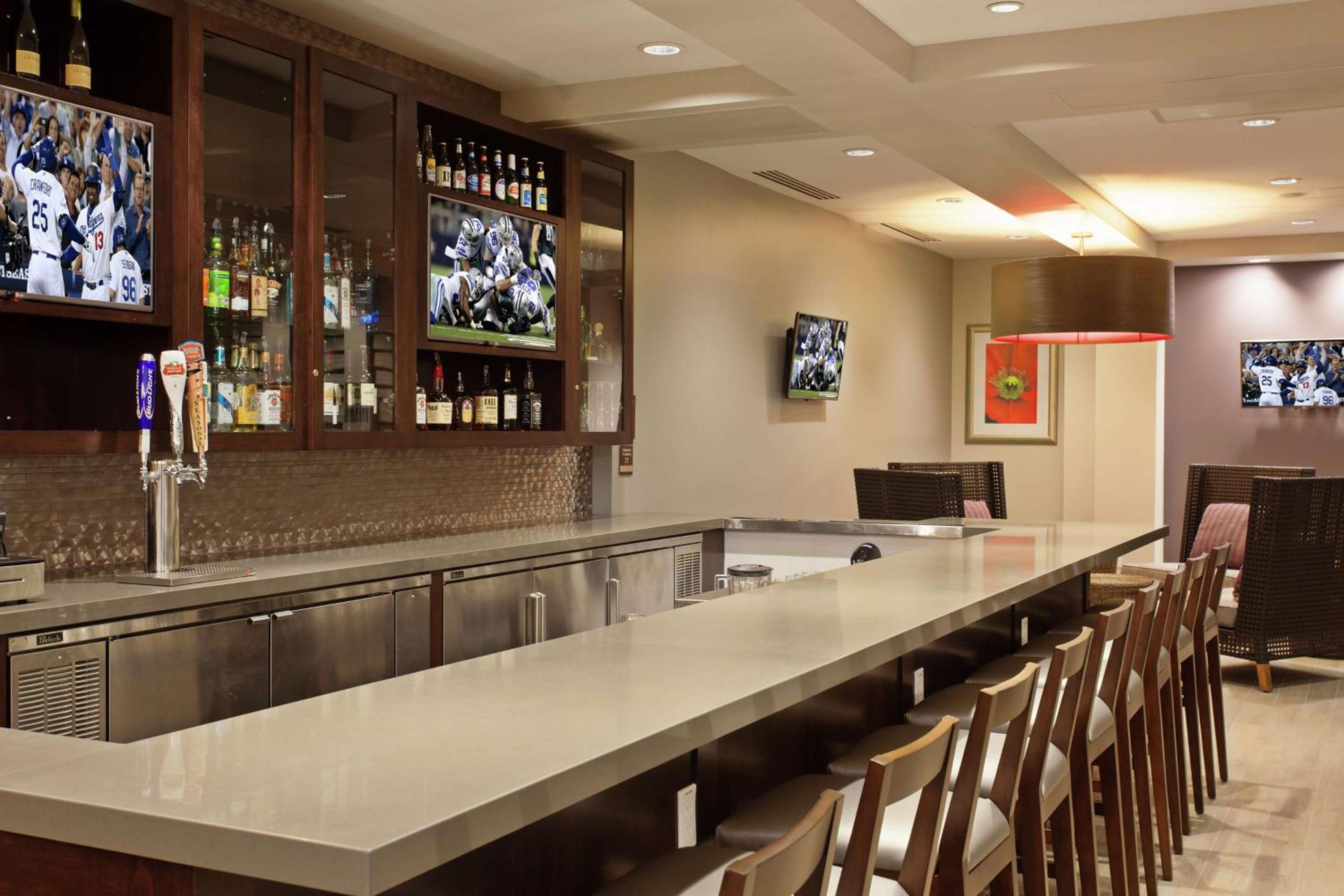 Orange County/Anaheim Vacations - Hilton Garden Inn Irvine/Orange County Airport - Property Image 25