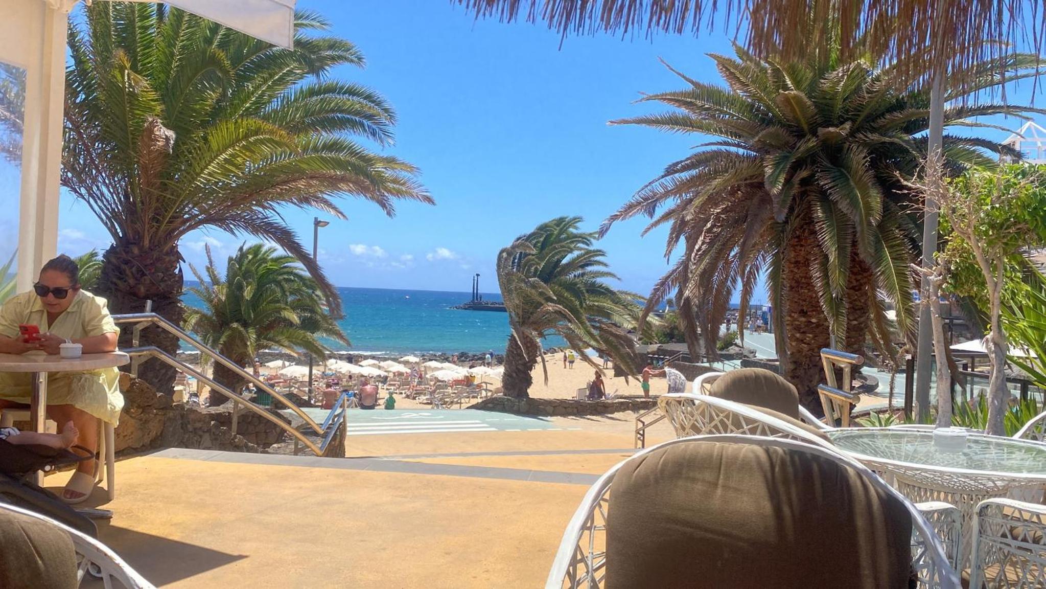 One bedroom bungalow Playa Bastian Costa Teguise photo 5