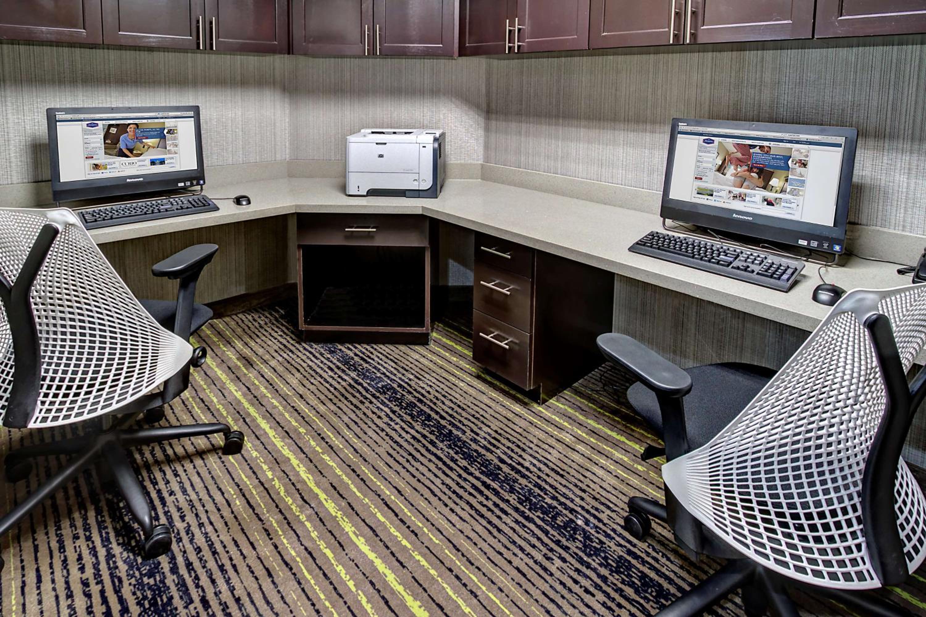 Hampton Inn and Suites Ada
