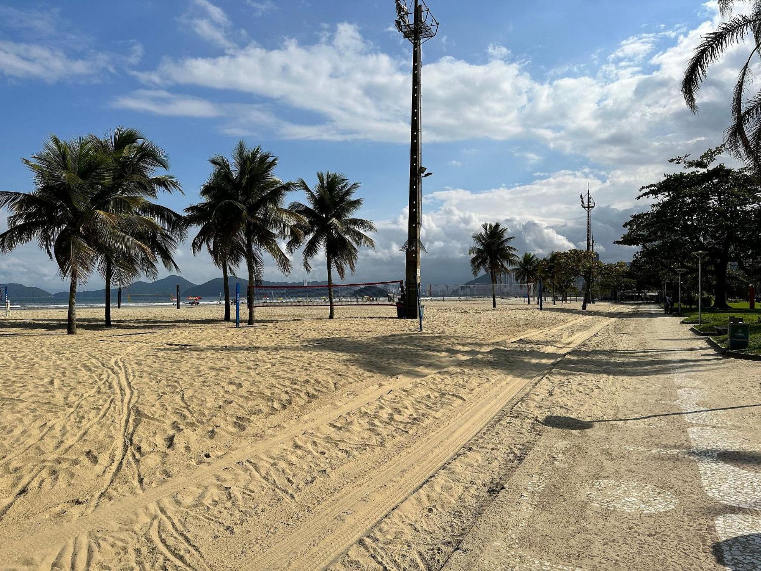 Frente Mar! 3 quartos e 2 vagas