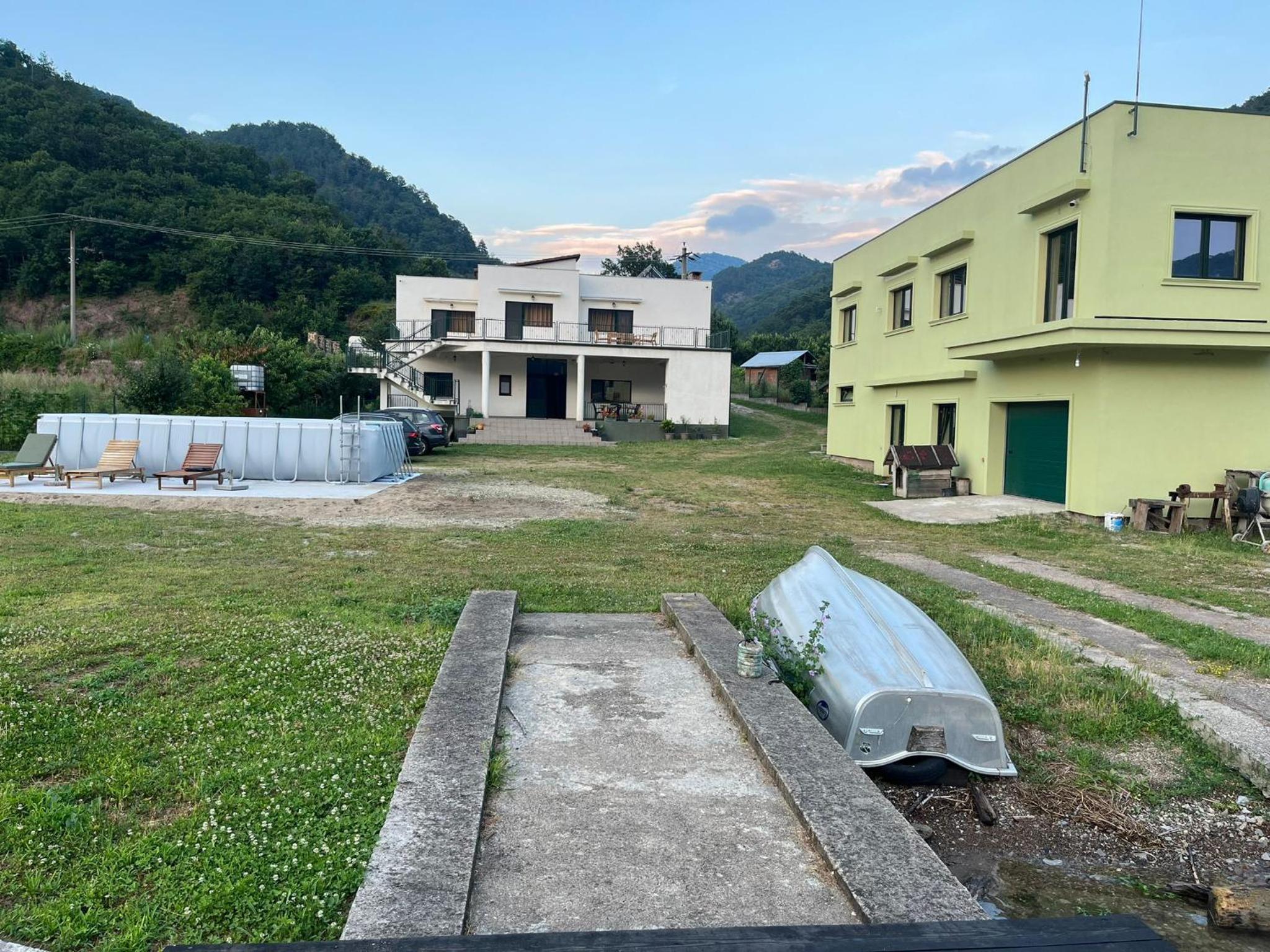 VILA SARA