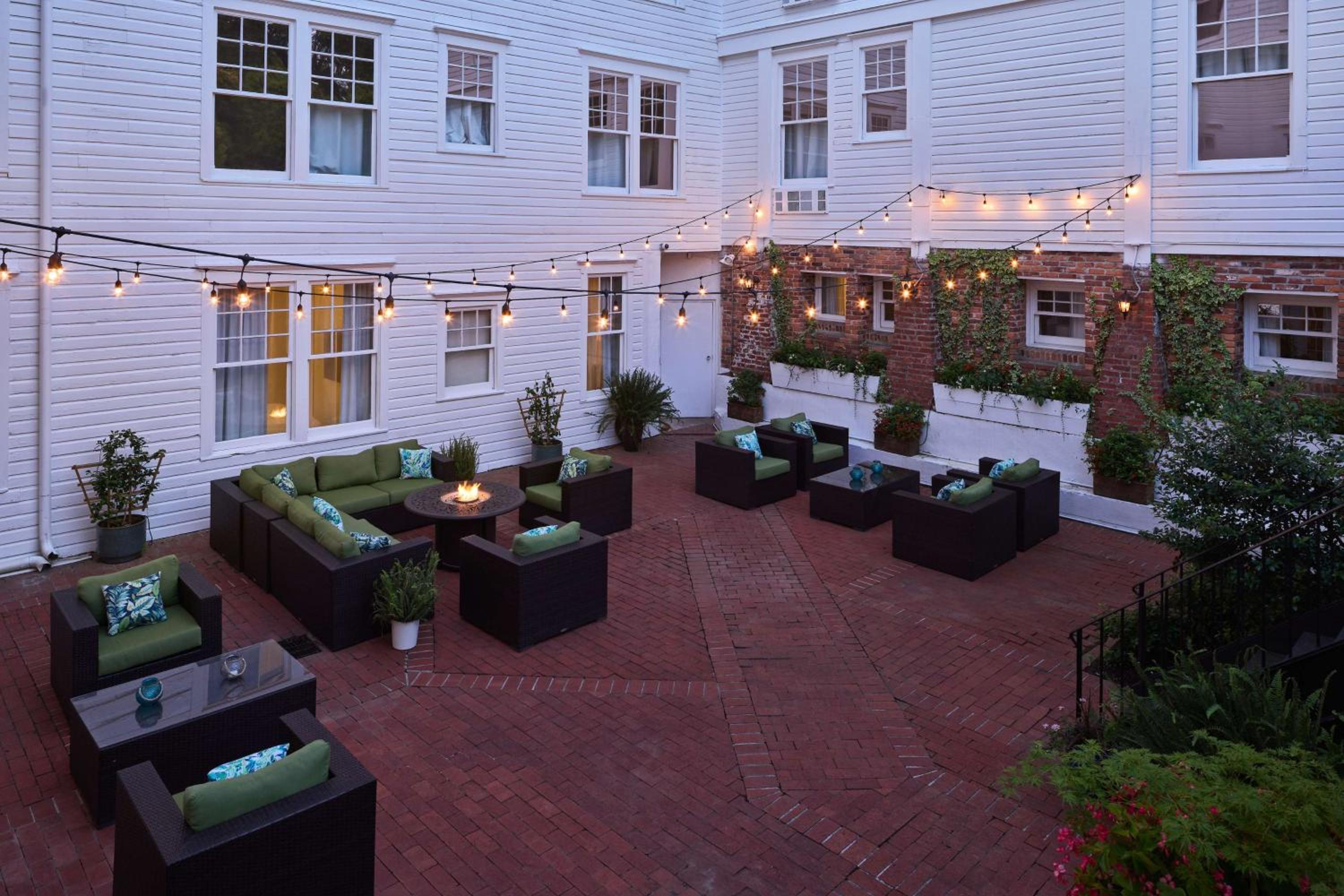 The Partridge Inn Augusta, Curio Collection by Hilton