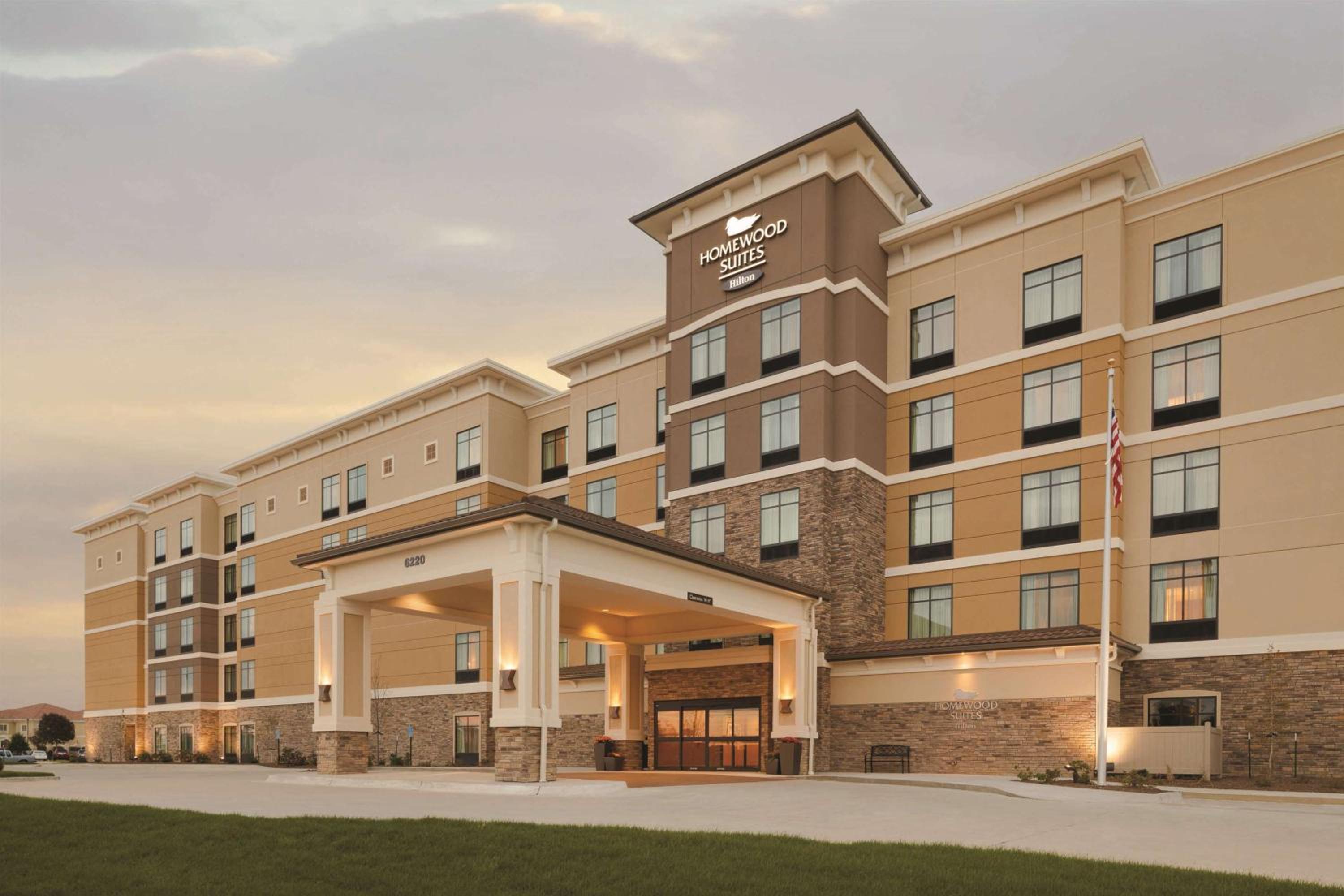 Des Moines Vacations - Homewood Suites by Hilton West Des Moines/SW Mall Area - Property Image 1