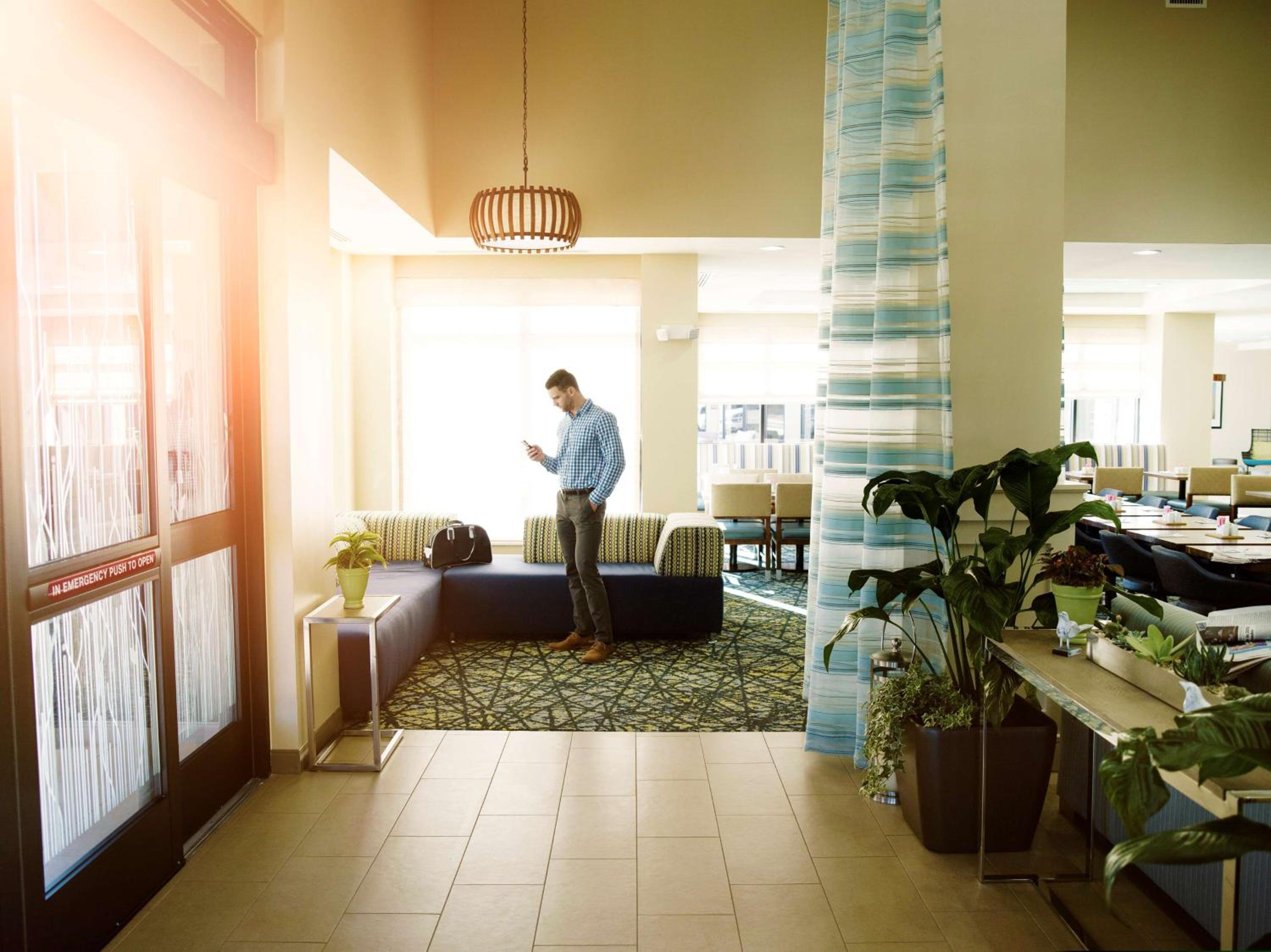 Longview Vacations - Longview Hilton Garden Inn - Property Image 14