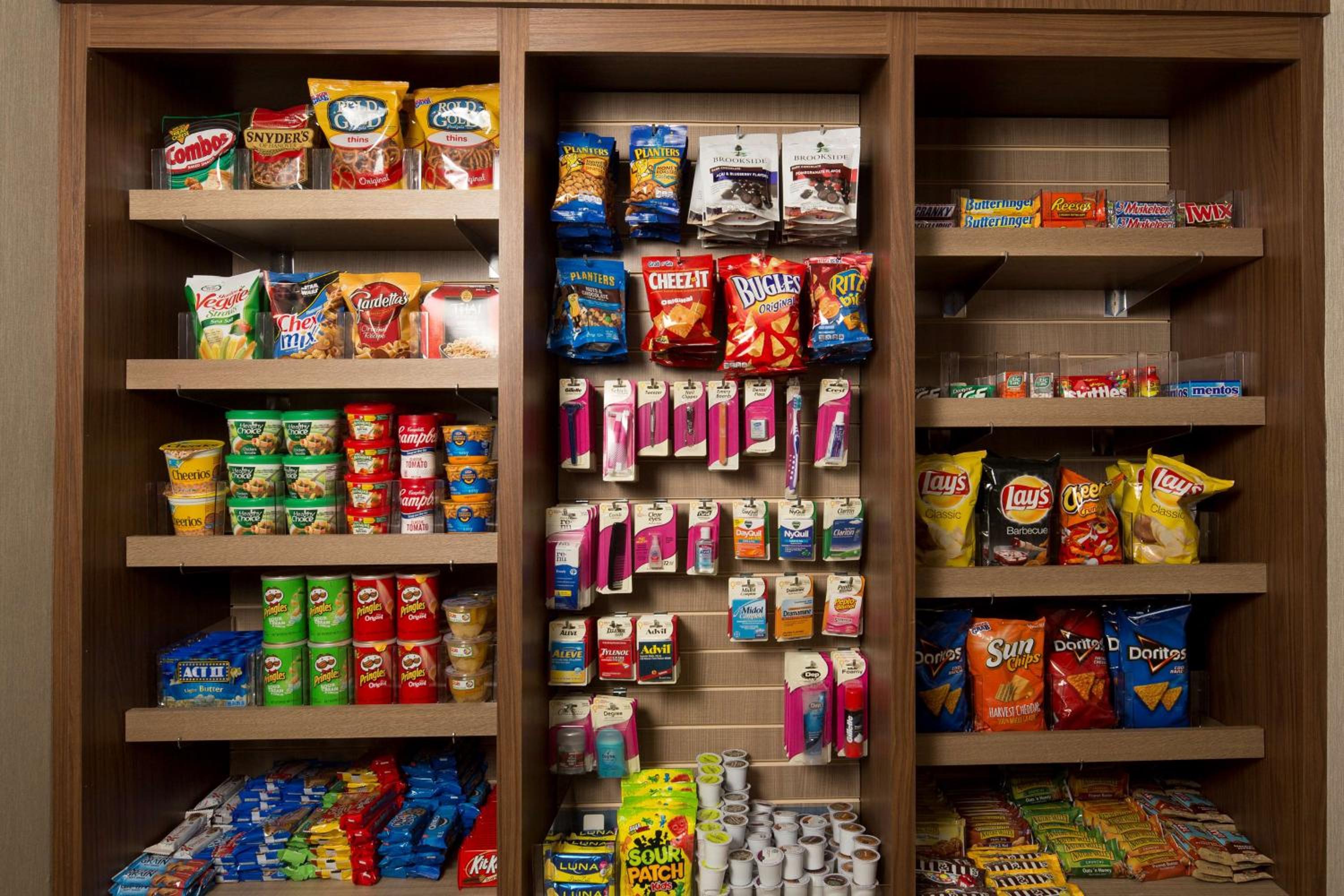 Longview Vacations - Longview Hilton Garden Inn - Property Image 2