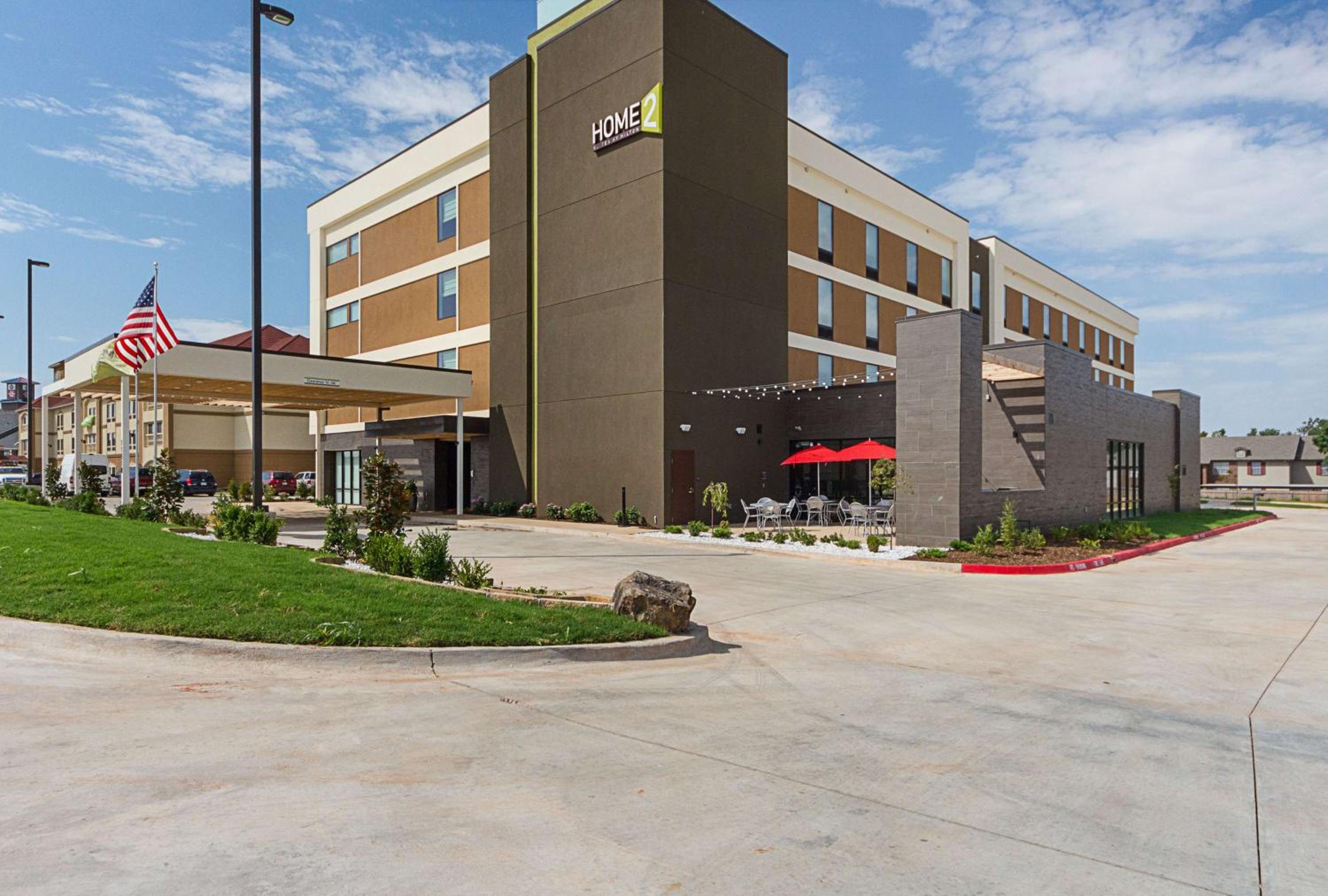 Hotel Home2 Suites By Hilton Oklahoma City Yukon - Image 1