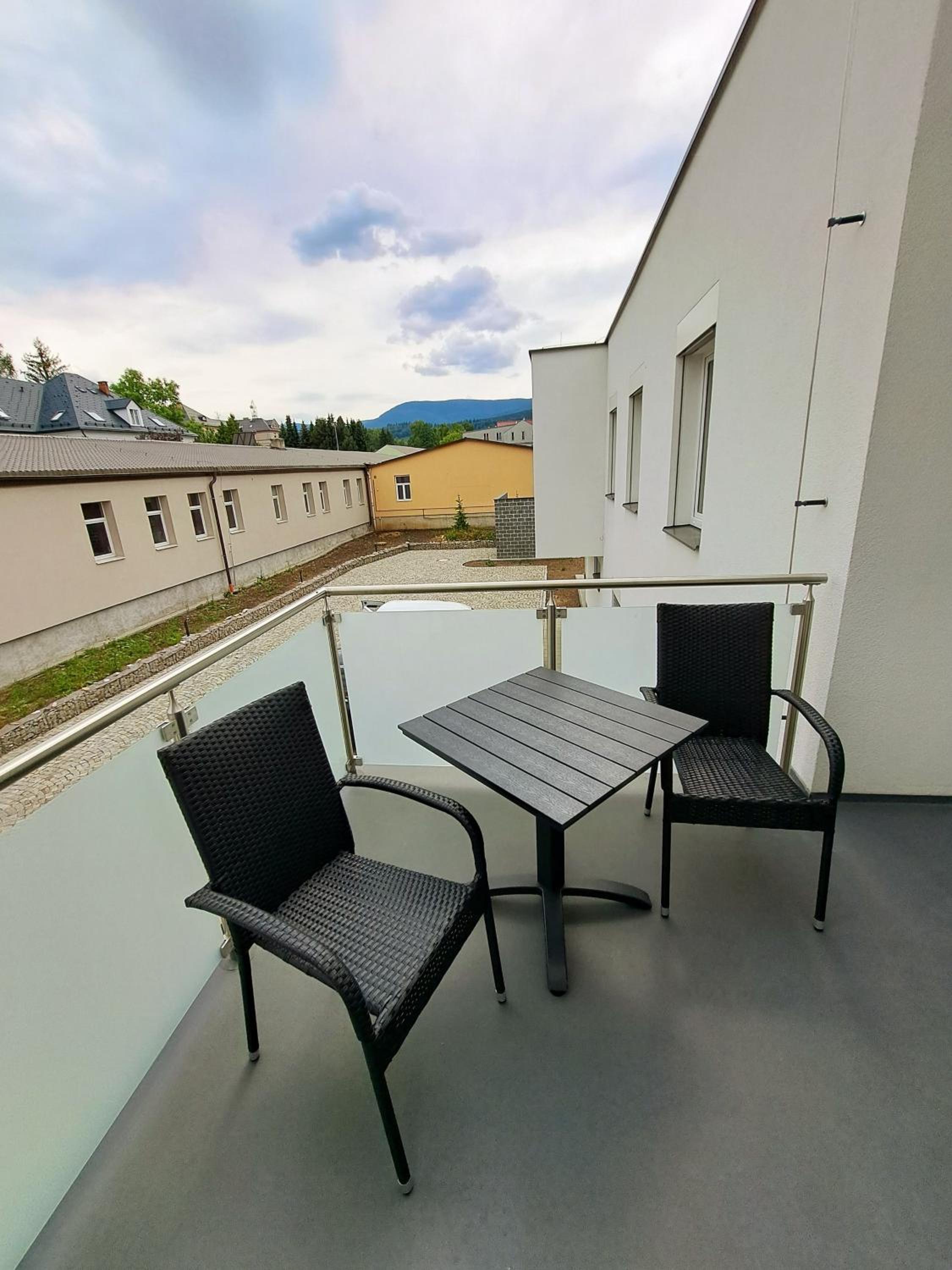 6bits Apartments