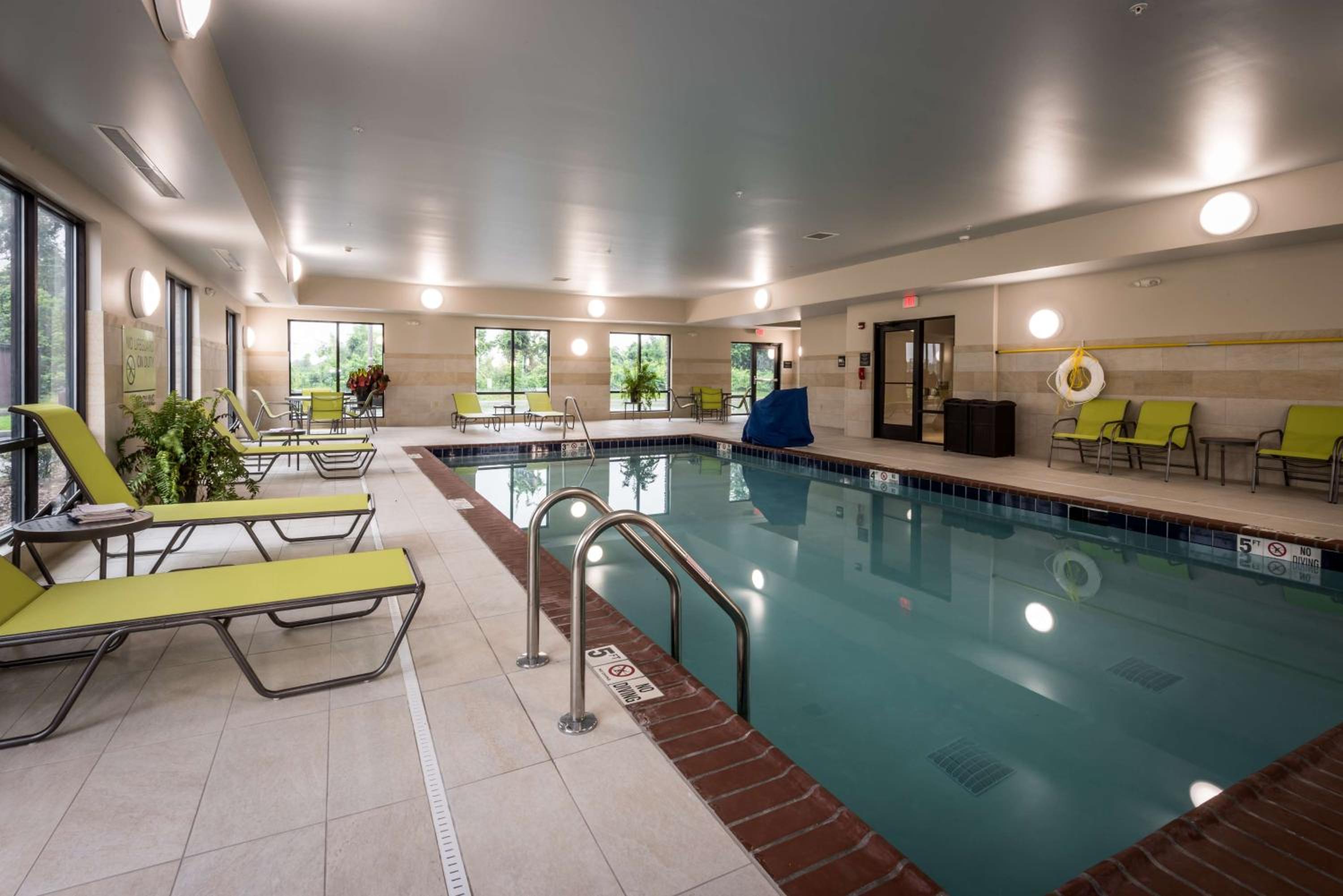 Hammond Vacations - Hampton Inn Suites By Hilton Hammond, In - Property Image 25