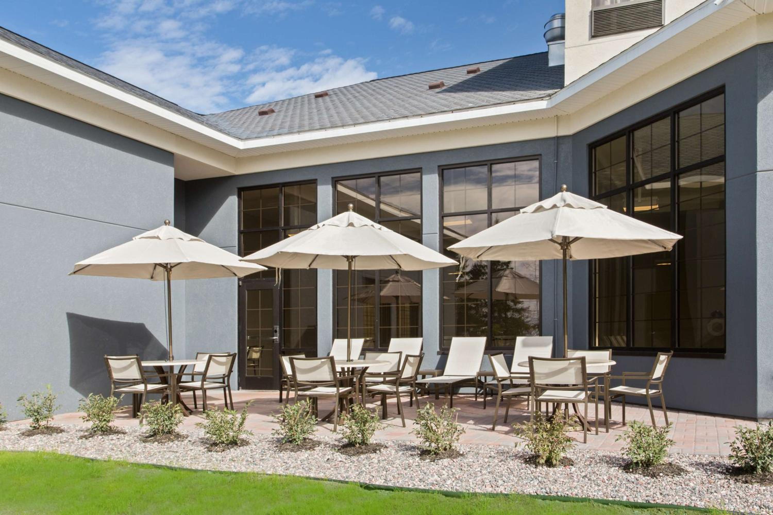 Sault Ste Marie Vacations - Hampton Inn Sault Ste Marie, MI - Property Image 2