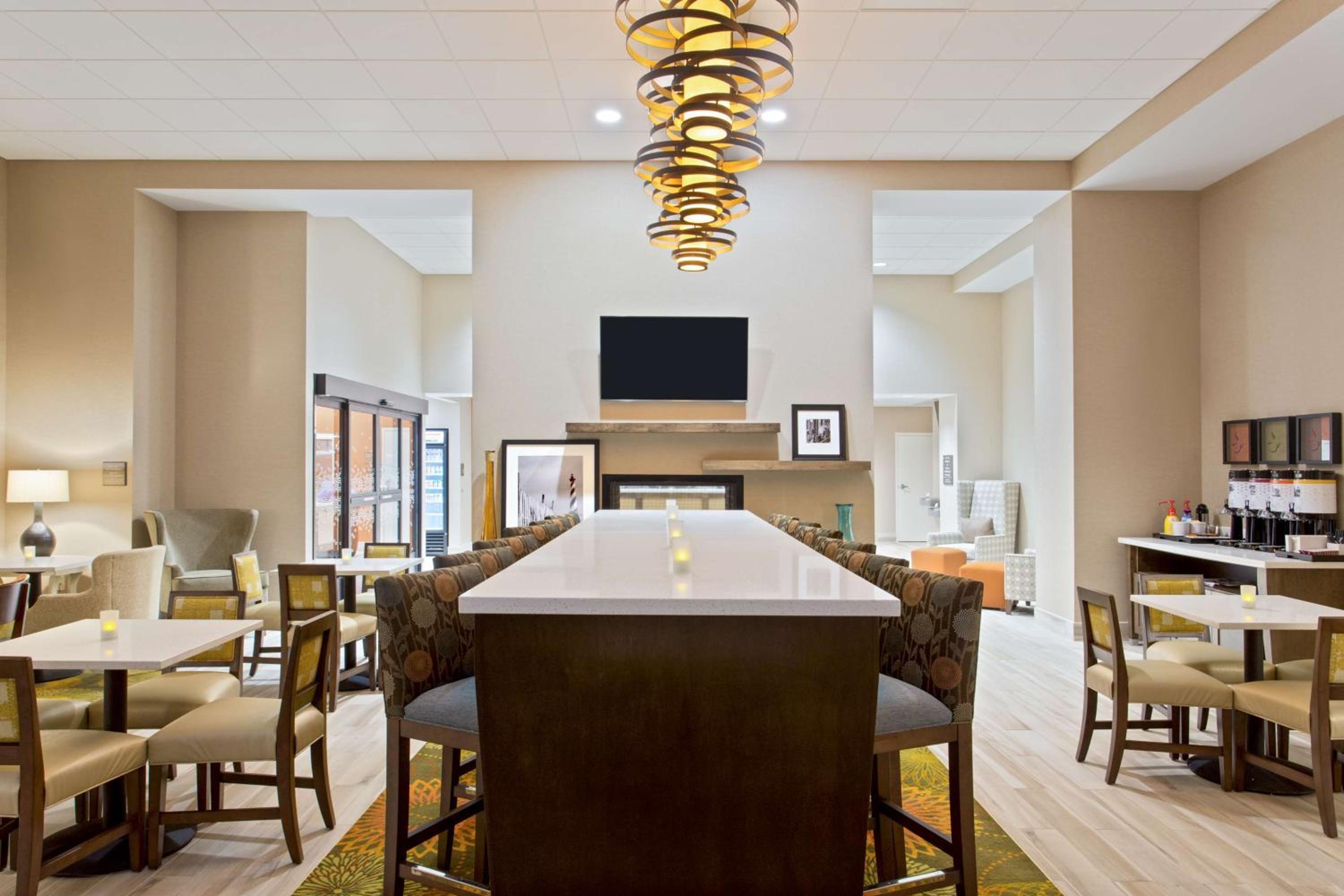 Hampton Inn Sault Ste Marie, MI - Property Image 25