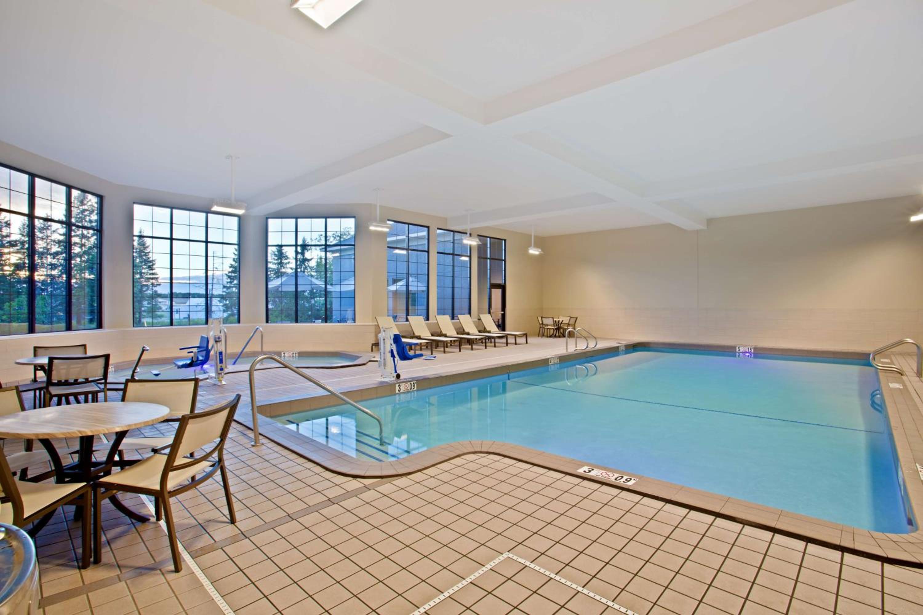 Hampton Inn Sault Ste Marie, MI - Property Image 24