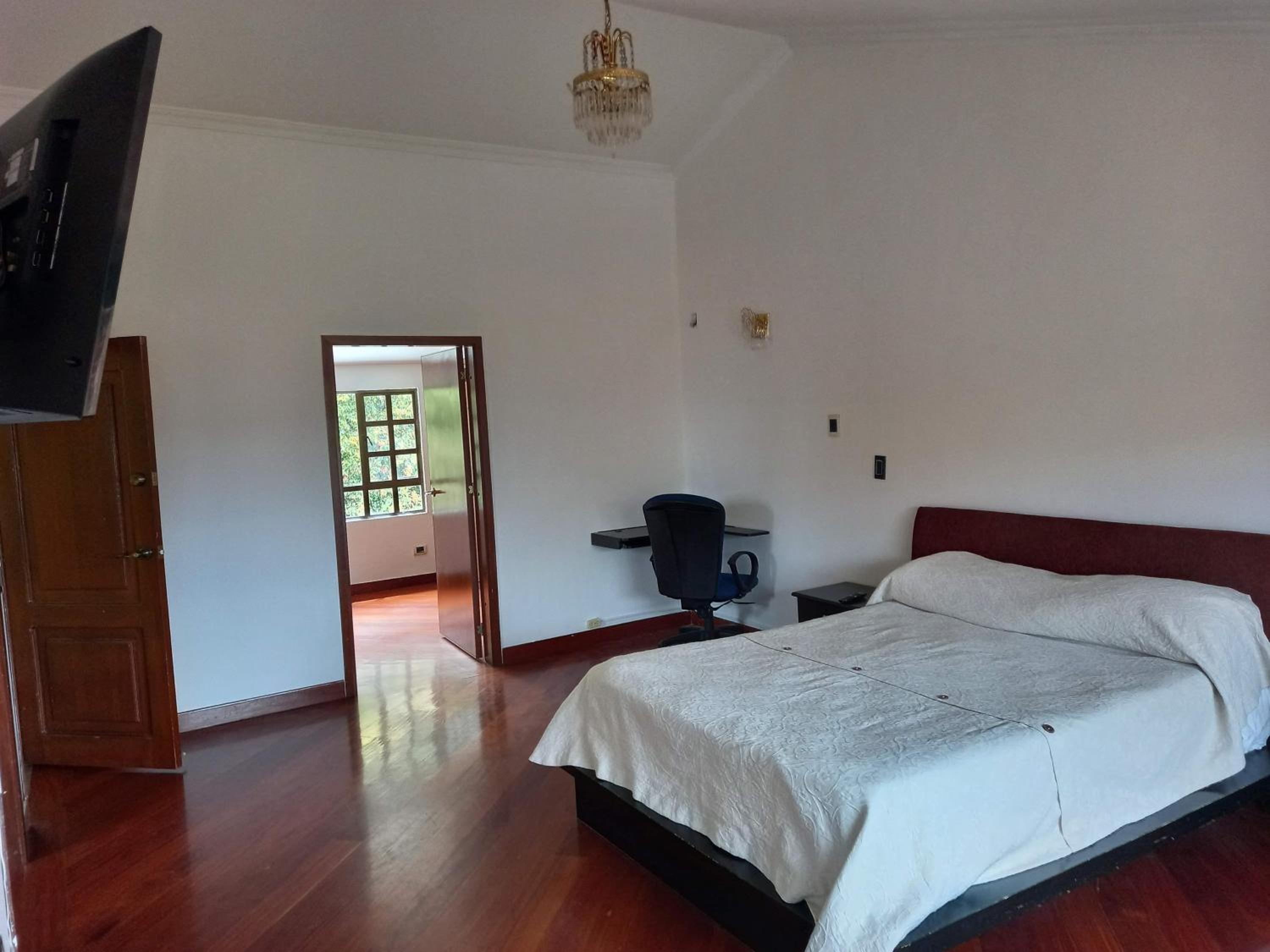 Gran habitación/jacuzzi/nor-occidente