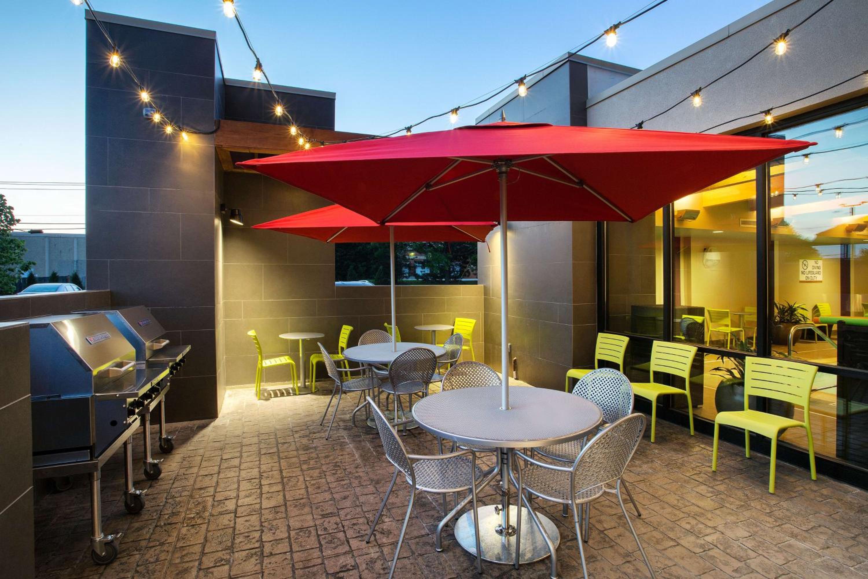 Home2 Suites By Hilton Chicago Schaumburg view 5