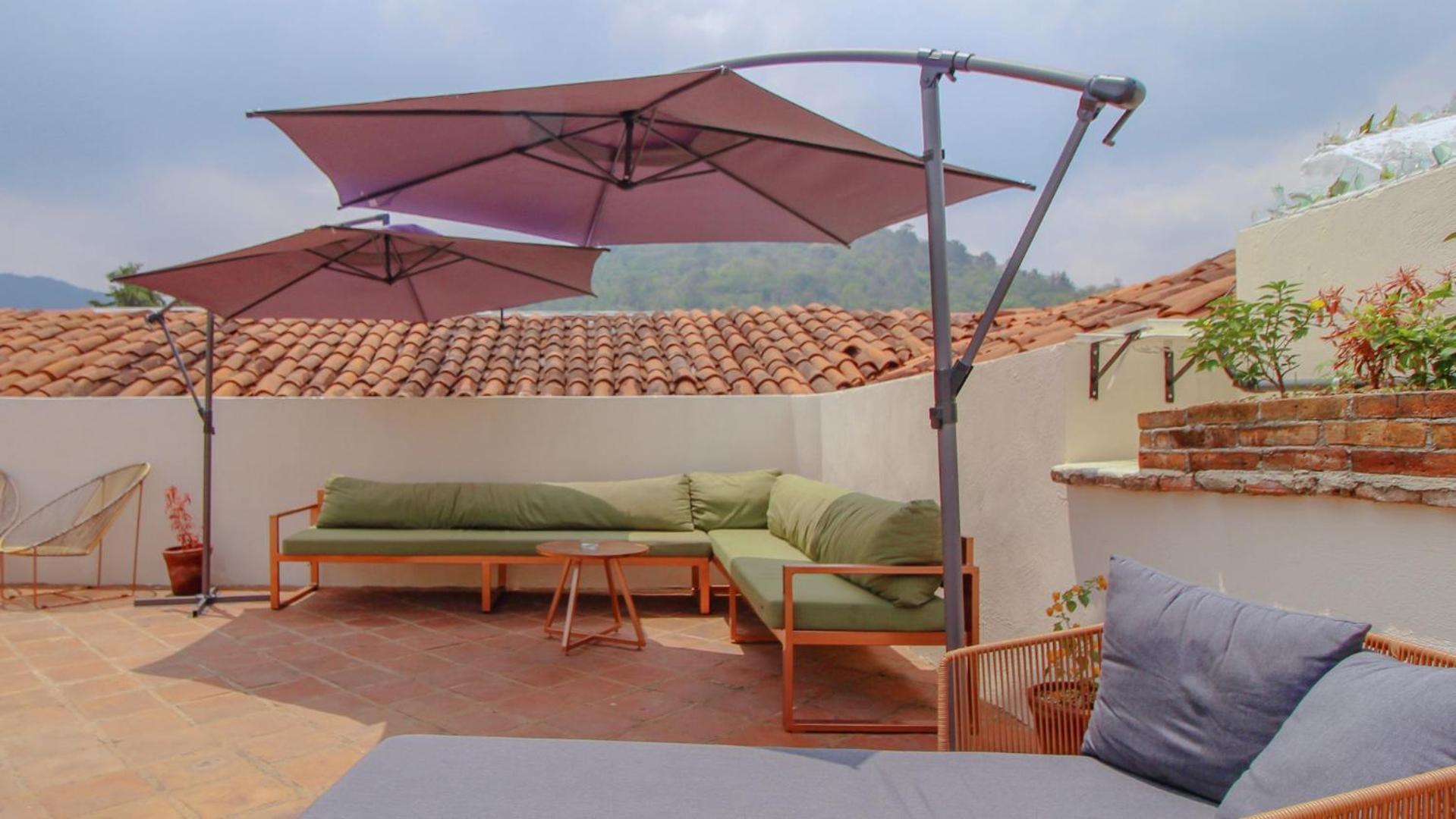 Flore Hostel