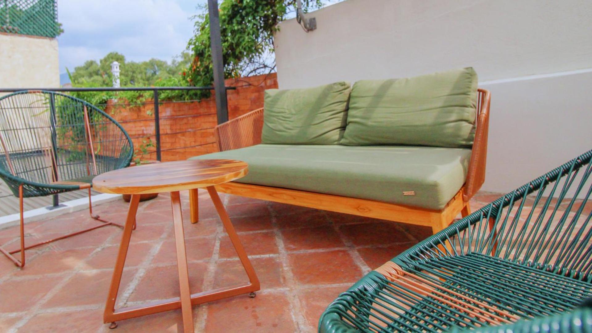 Flore Hostel