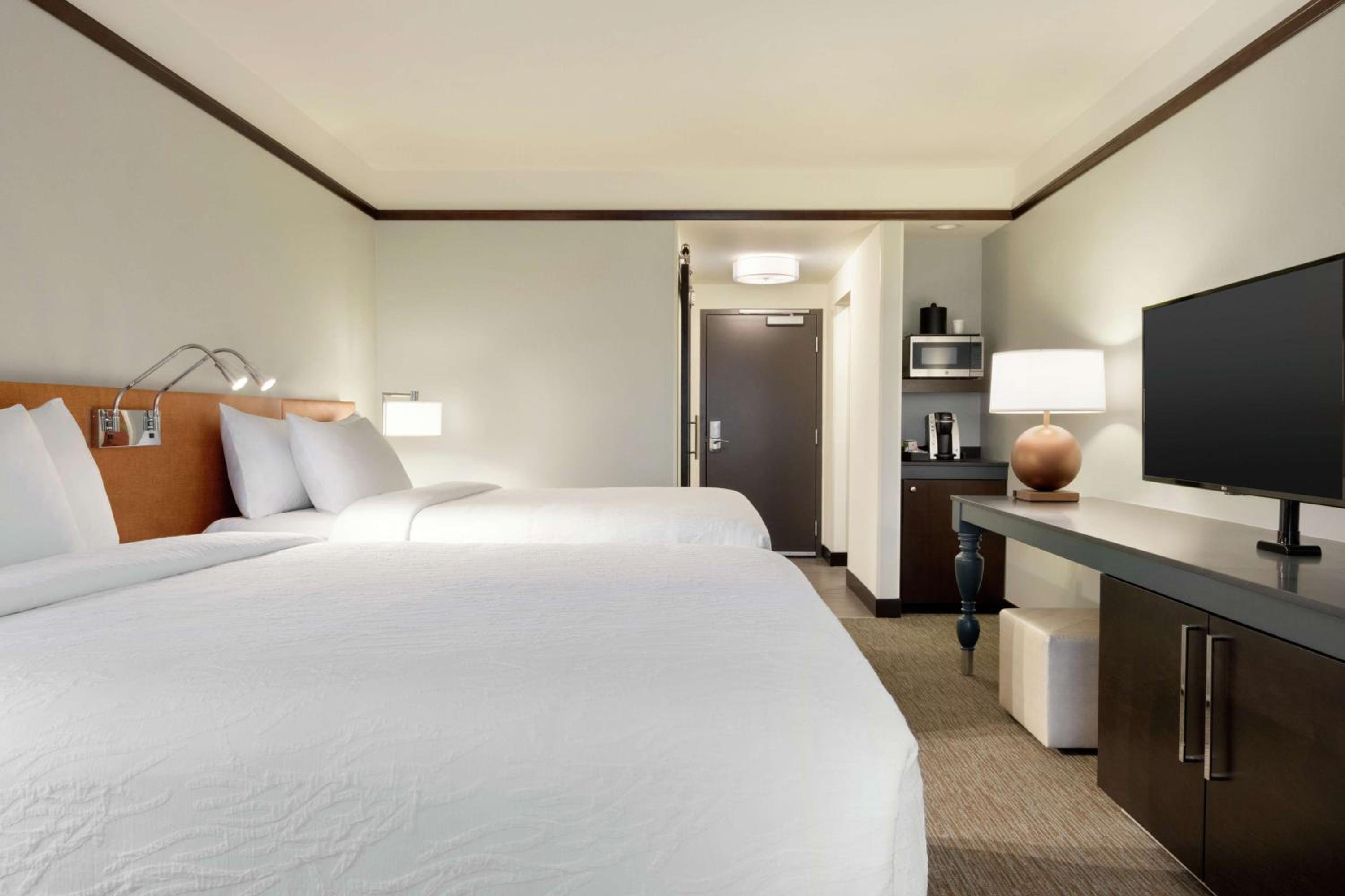 Medford Vacations - Hilton Garden Inn Medford - Property Image 33