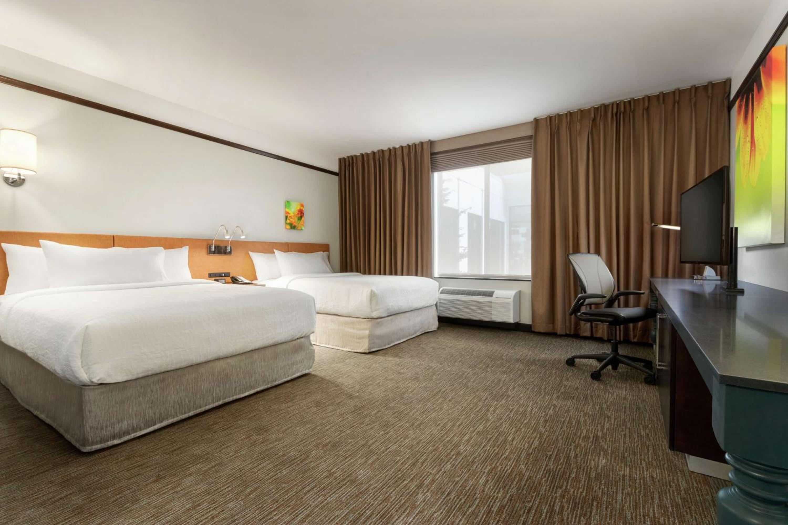 Medford Vacations - Hilton Garden Inn Medford - Property Image 11