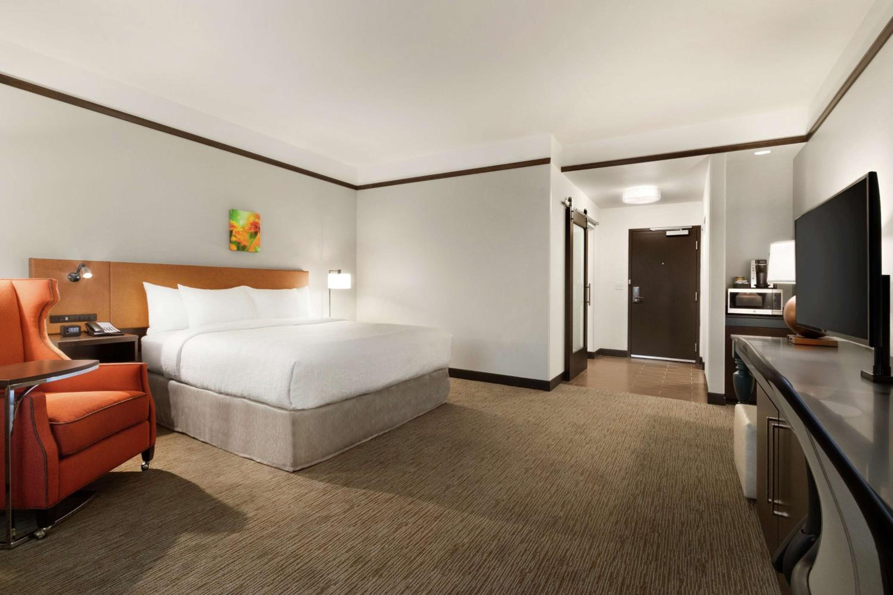 Medford Vacations - Hilton Garden Inn Medford - Property Image 2