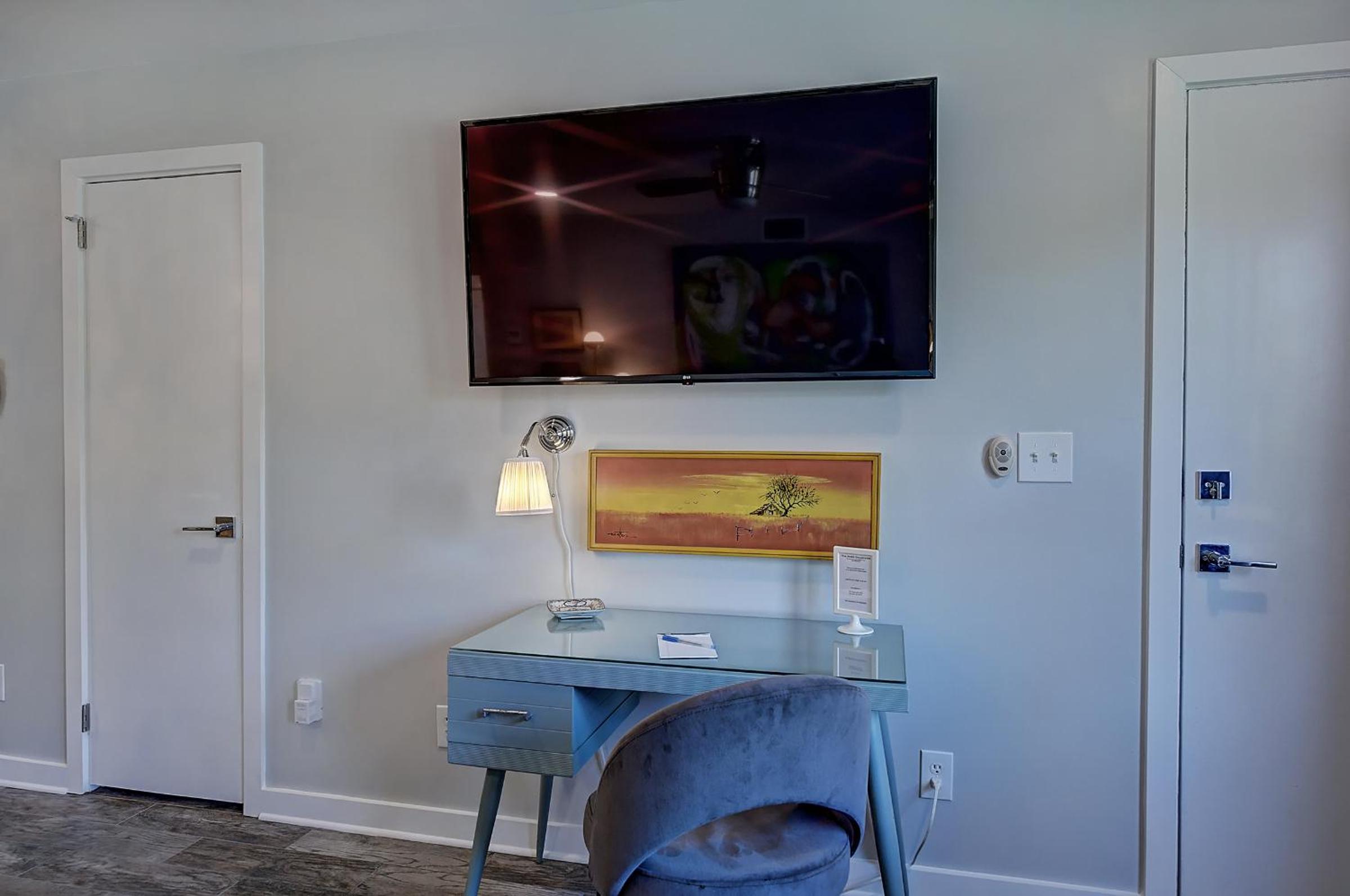 Charlotte Vacations - The Home Collection CLT: 510 Queens - Property Image 26