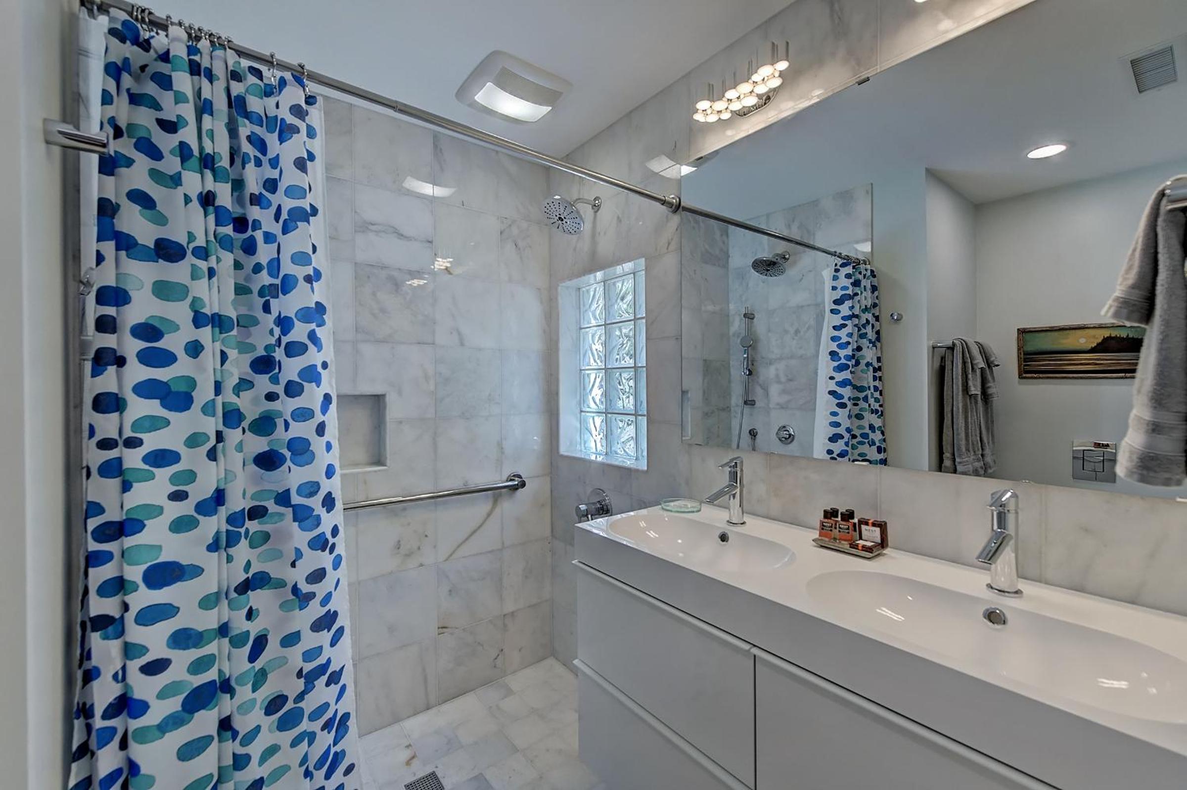 Charlotte Vacations - The Home Collection CLT: 510 Queens - Property Image 36